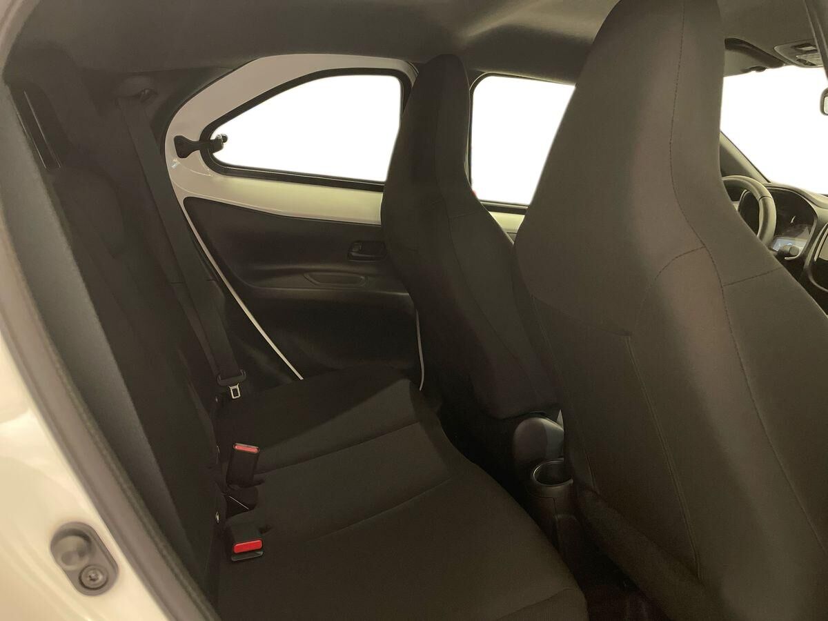 Billede af Toyota Aygo X 1,0 VVT-I Active 72HK 5d