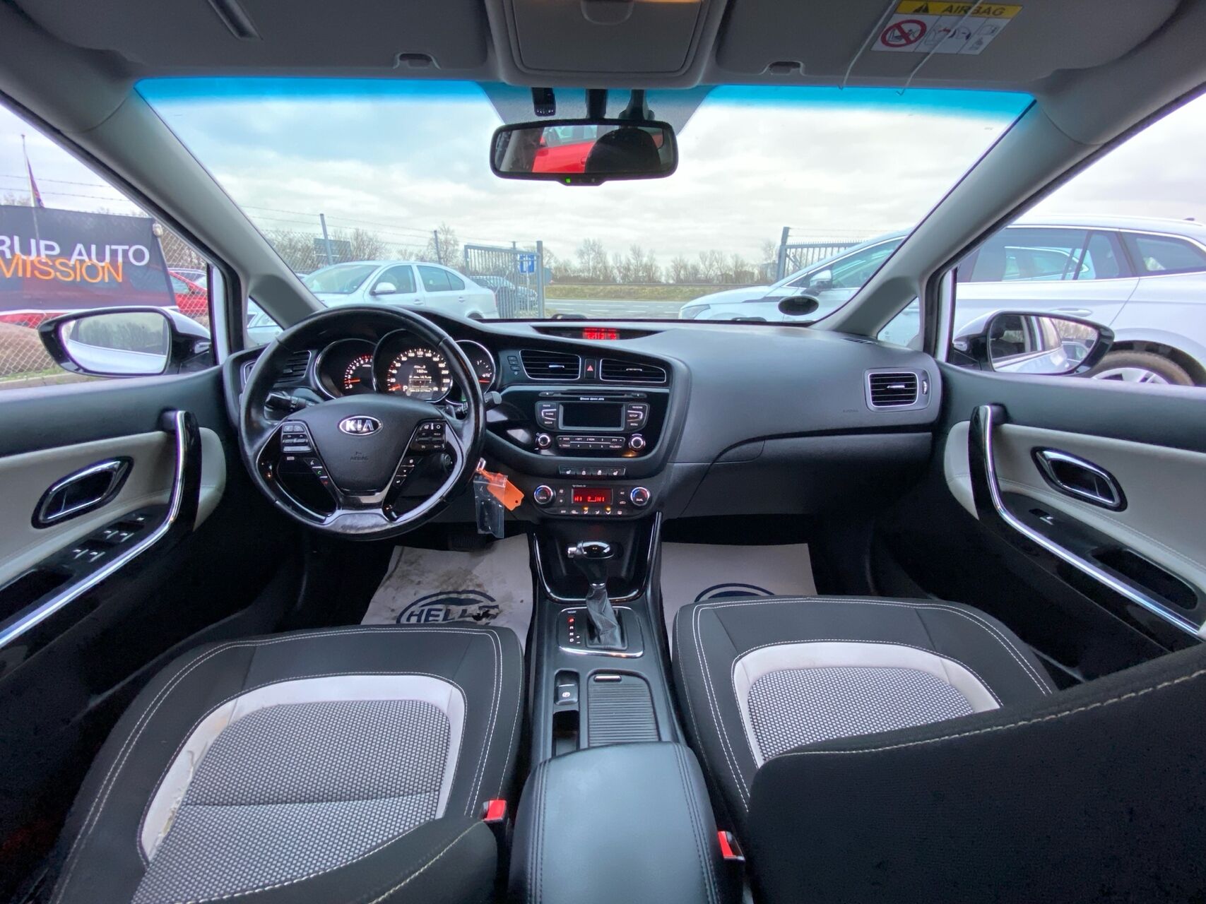 Billede af Kia Ceed SW 1,6 GDI Premium DCT 135HK Stc 6g Aut.