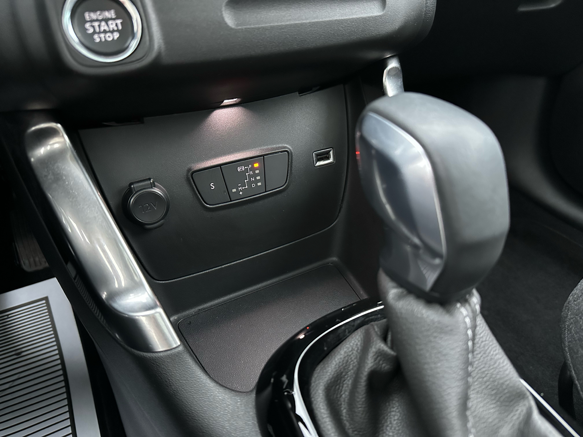 Billede af Citroën C3 Aircross 1,2 PureTech Shine Sport EAT6 130HK 5d 6g Aut.