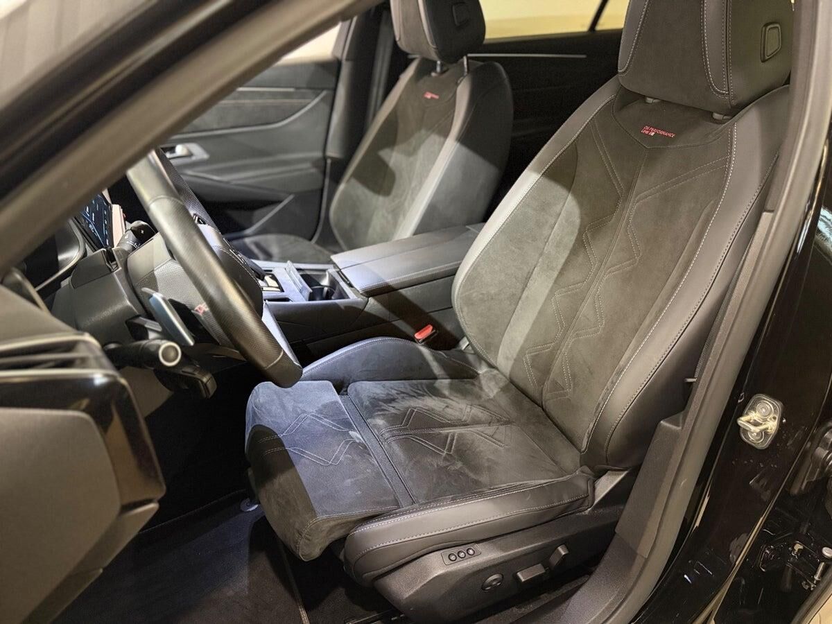 Billede af DS DS9 1,6 E-Tense  Plugin-hybrid performance Line+ EAT8 225HK 8g Aut.