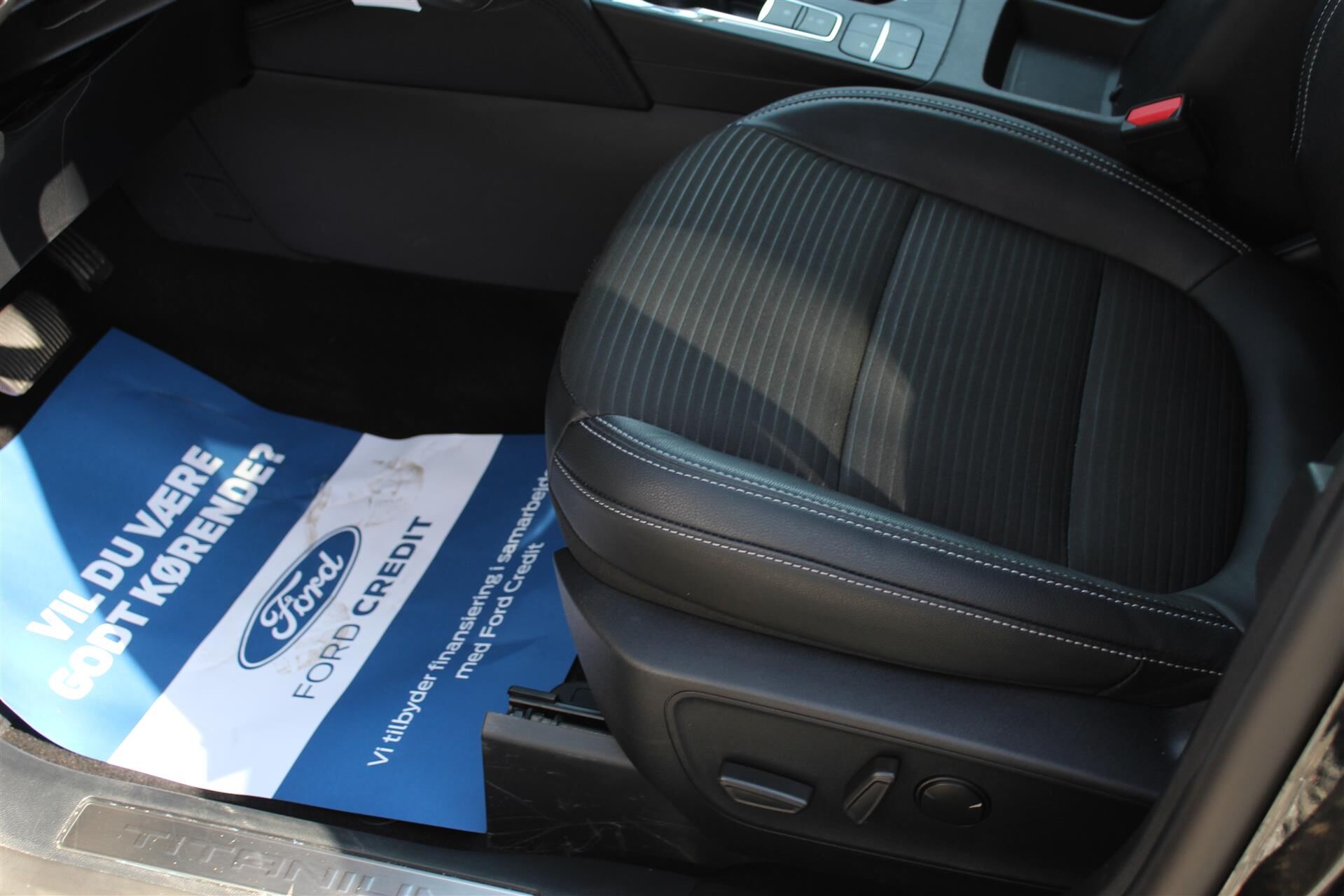 Billede af Ford Kuga 2,5 Plugin-hybrid Titanium X CVT 225HK 5d Trinl. Gear