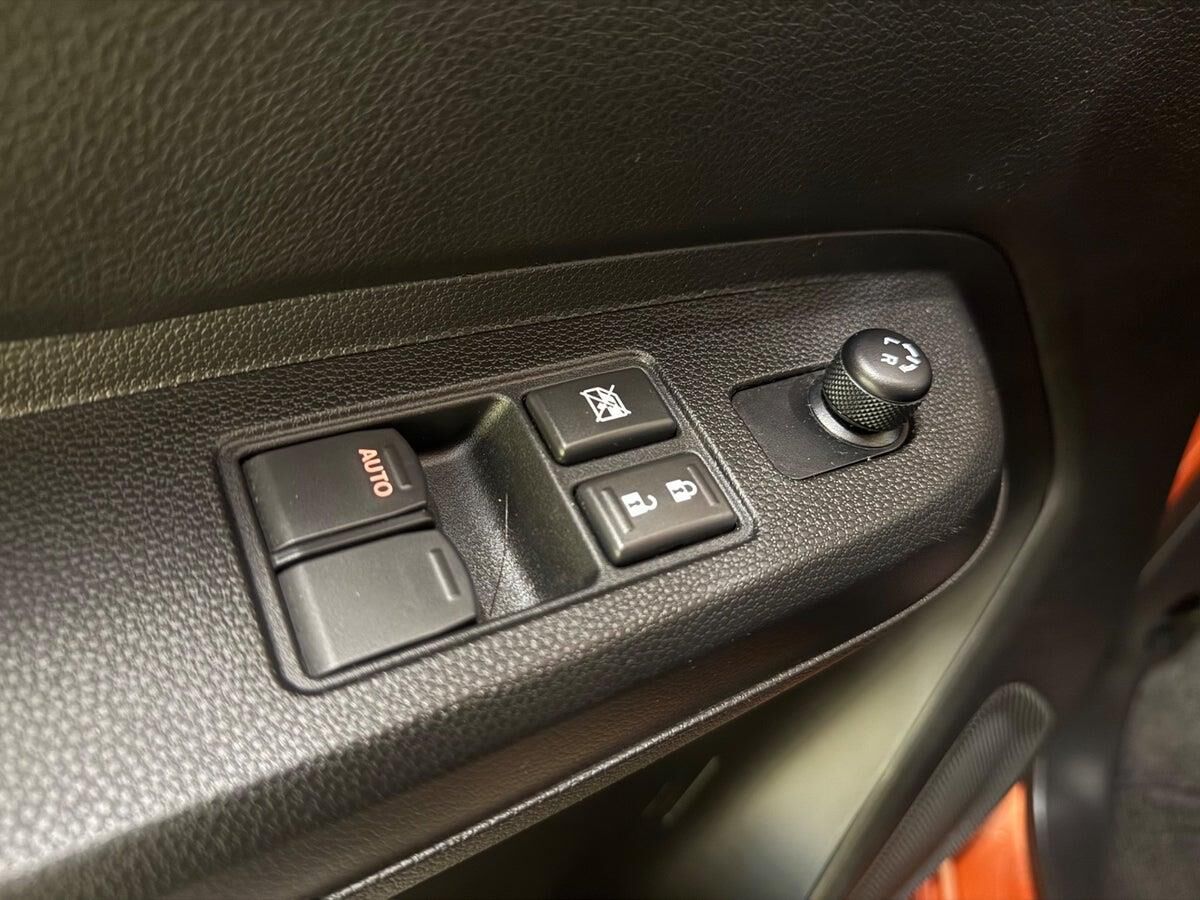 Billede af Suzuki Ignis 1,2 Dualjet  Mild hybrid Active AEB Hybrid CVT 83HK 5d Aut.