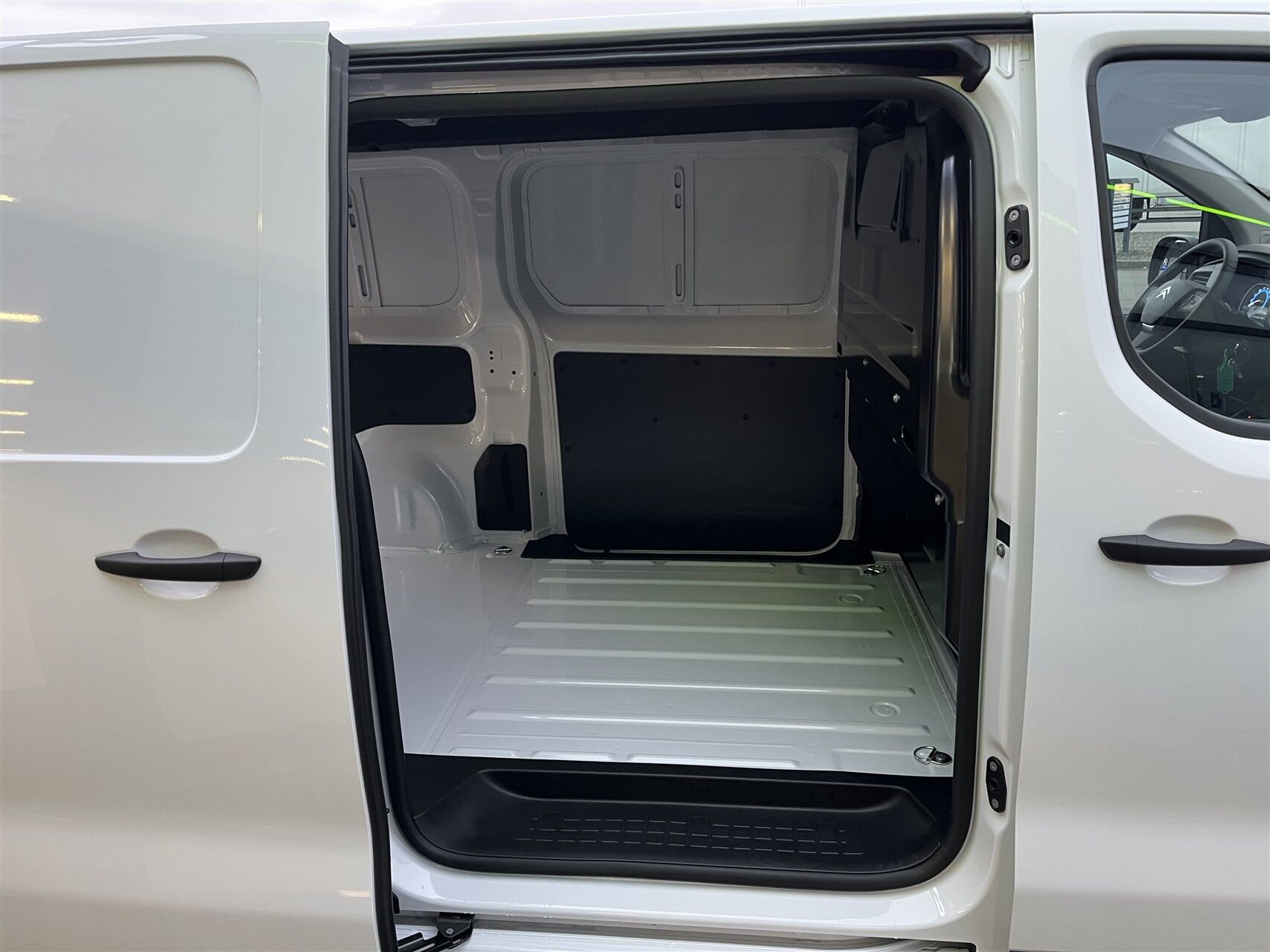 Billede af Citroën e-Jumpy L2 EL Baseline 136HK Van Aut.