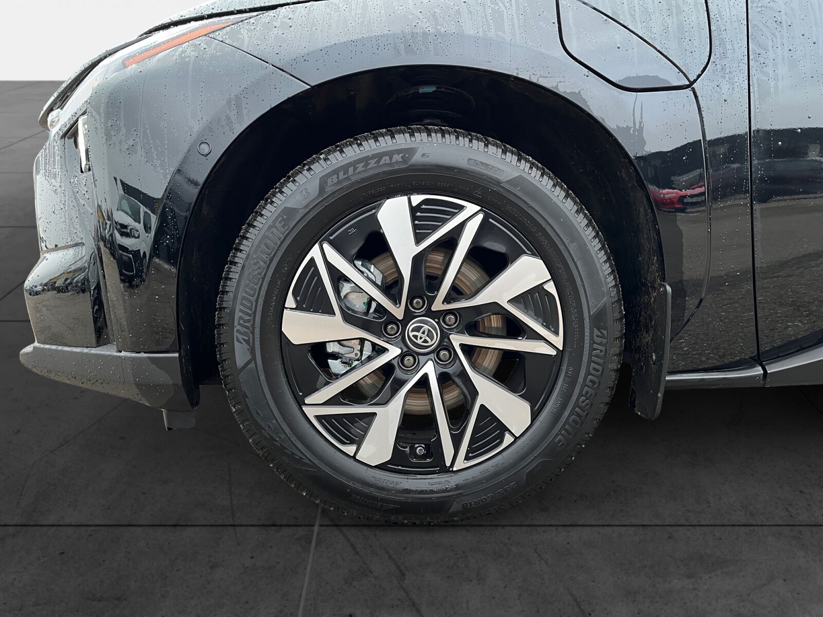 Billede af Toyota BZ4X EL Executive AWD 343HK 5d Aut.