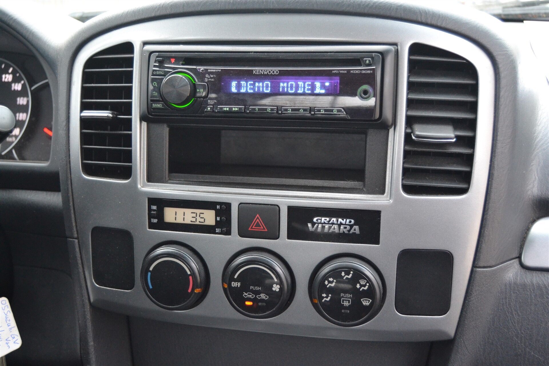 Billede af Suzuki Grand Vitara 2,0 4x4 128HK Van