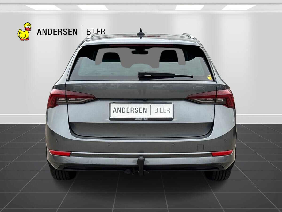 Billede af Skoda Octavia Combi 1,5 eTSI  Mild hybrid Style DSG 150HK Stc 7g Aut.