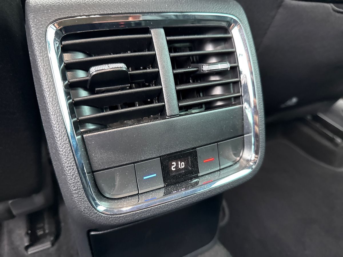 Billede af Skoda Octavia Combi 1,5 eTSI  Mild hybrid Style DSG 150HK Stc 7g Aut.