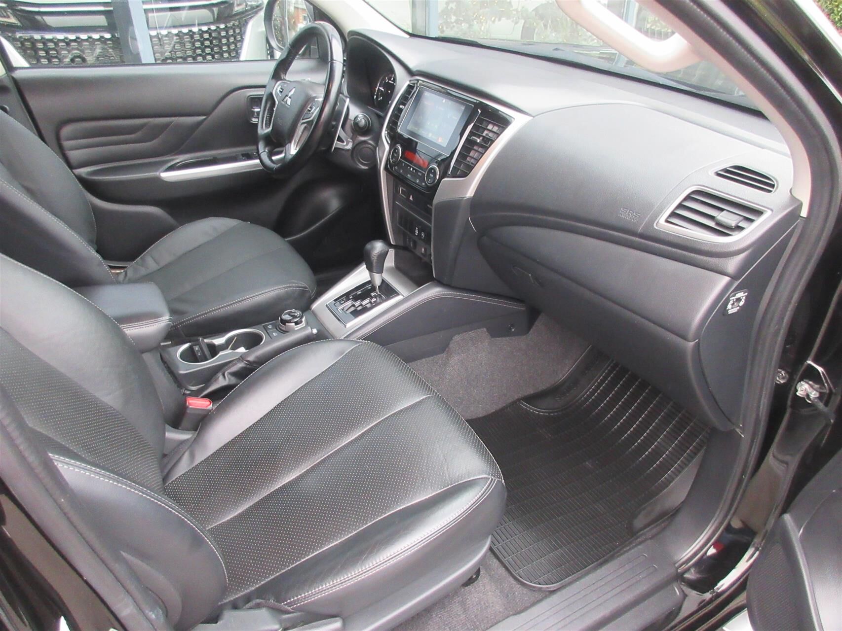 Billede af Mitsubishi L200 Dob. Cab 2,2 DI-D Instyle 4WD 150HK DobKab 6g Aut.