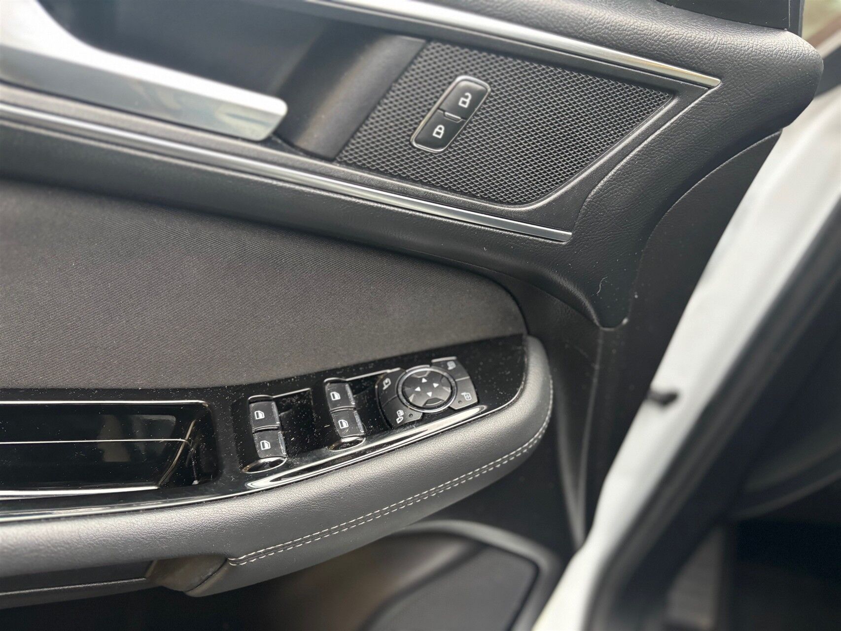 Billede af Ford S-Max 2,0 EcoBlue Titanium 190HK 8g Aut.