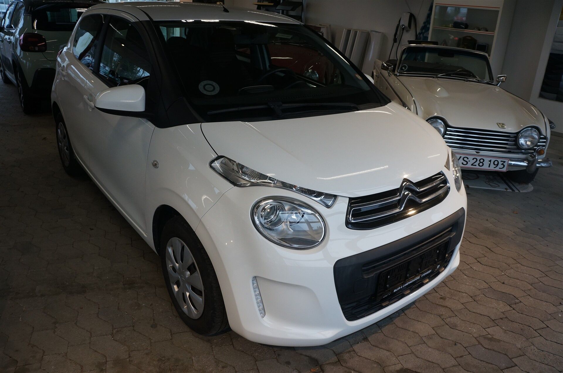 Billede af Citroën C1 1,0 VTi Scoop start/stop 68HK 5d