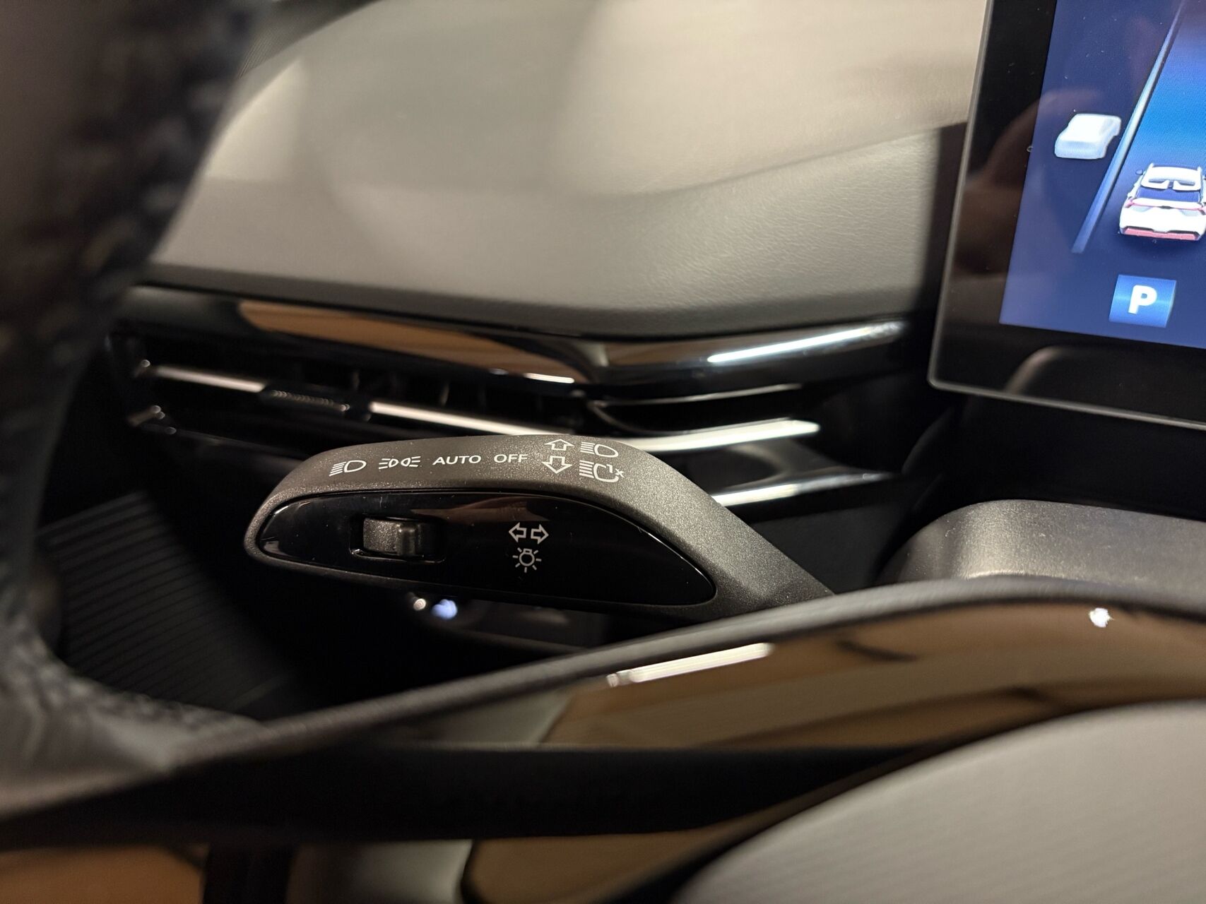 Billede af MG MG4 Electric EL Luxury Long Range 204HK 5d Aut.