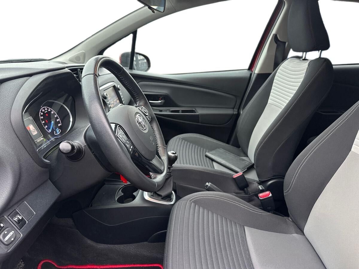 Billede af Toyota Yaris 1,5 VVT-I T2 Premium 111HK 5d 6g