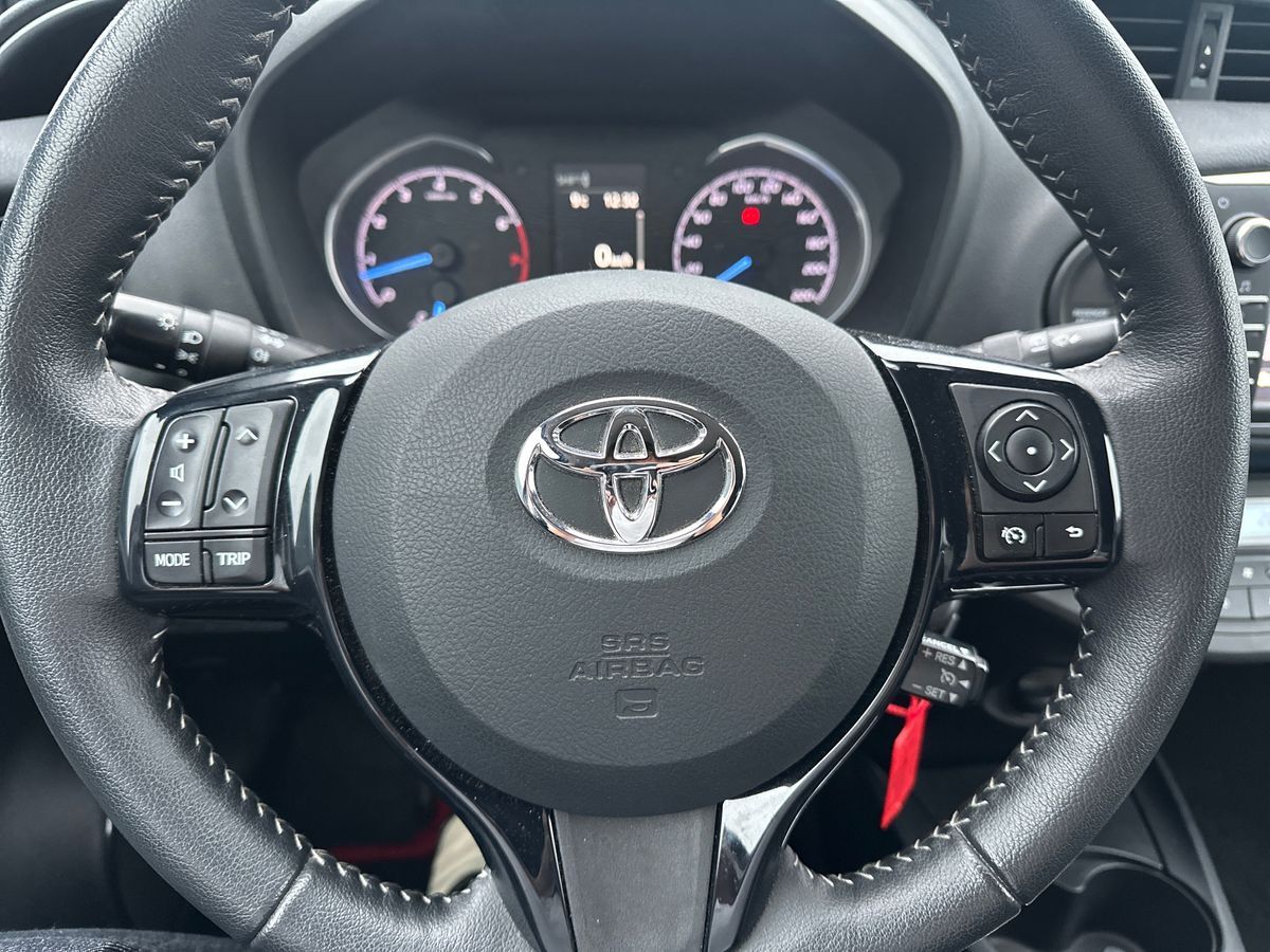 Billede af Toyota Yaris 1,5 VVT-I T2 Premium 111HK 5d 6g