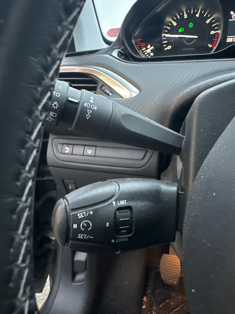 Billede af Peugeot 208 1,2 PureTech Selection Sky 82HK 5d