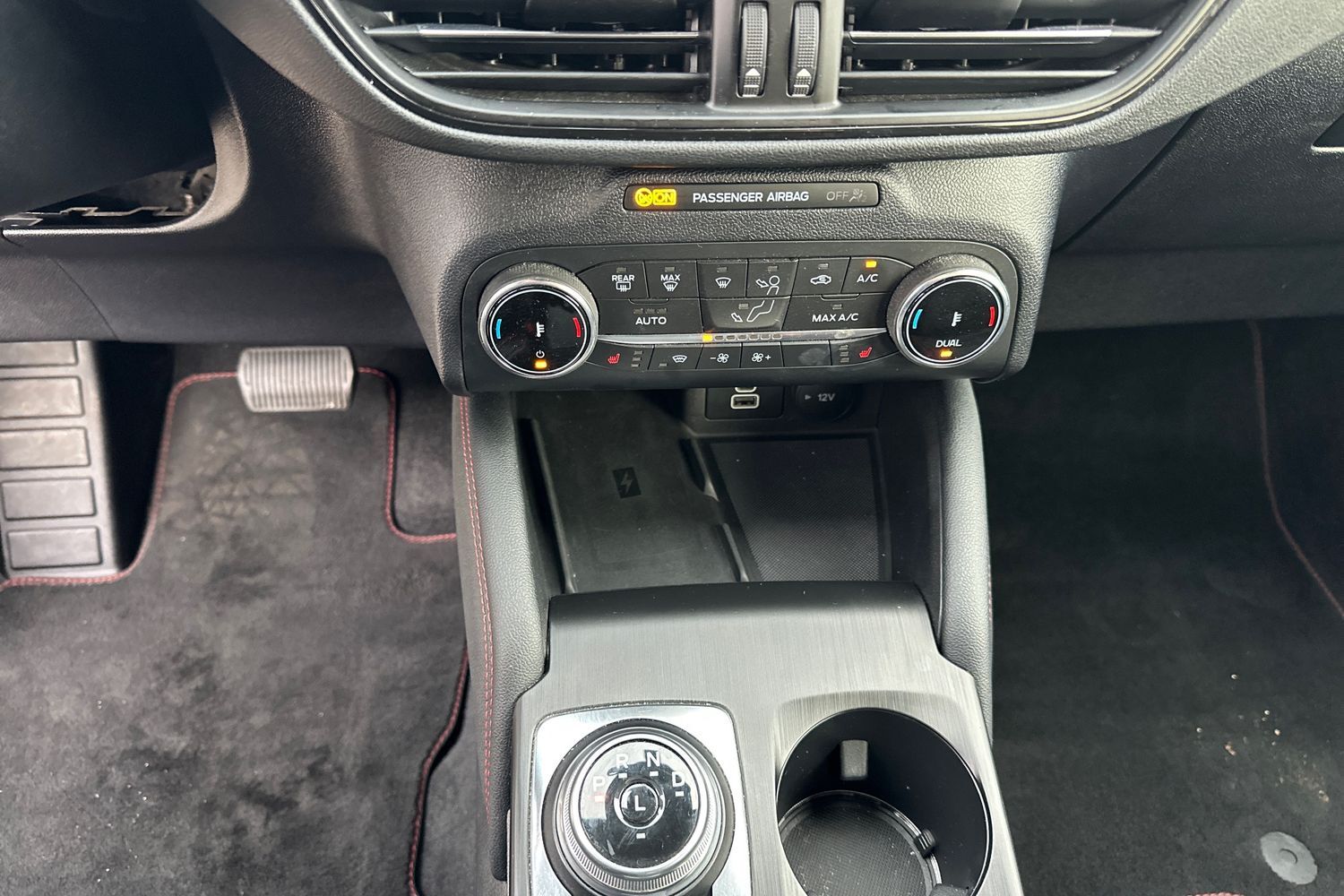 Billede af Ford Kuga 2,5 Plugin-hybrid ST-Line X CVT 225HK 5d Trinl. Gear