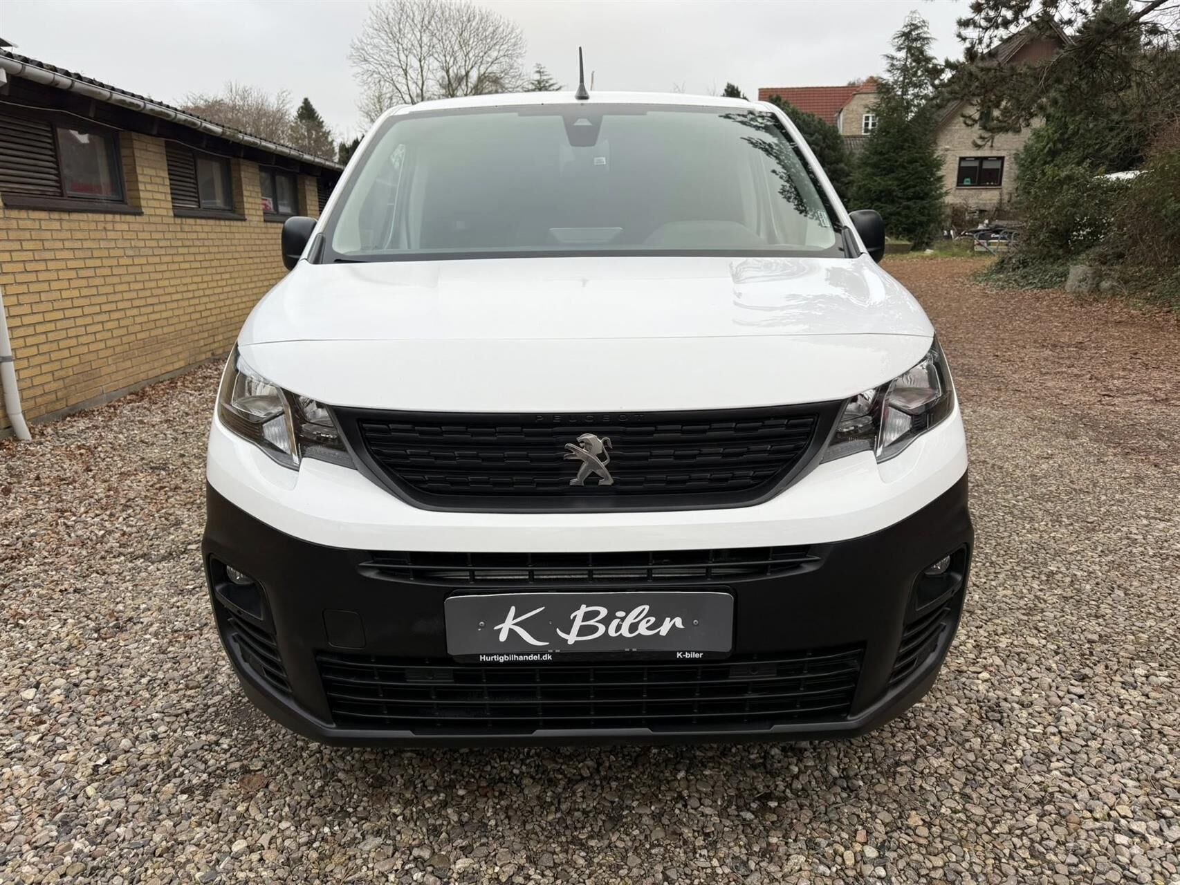 Billede af Peugeot Partner L1 V2 1,5 BlueHDi Ultimate Launch 100HK Van