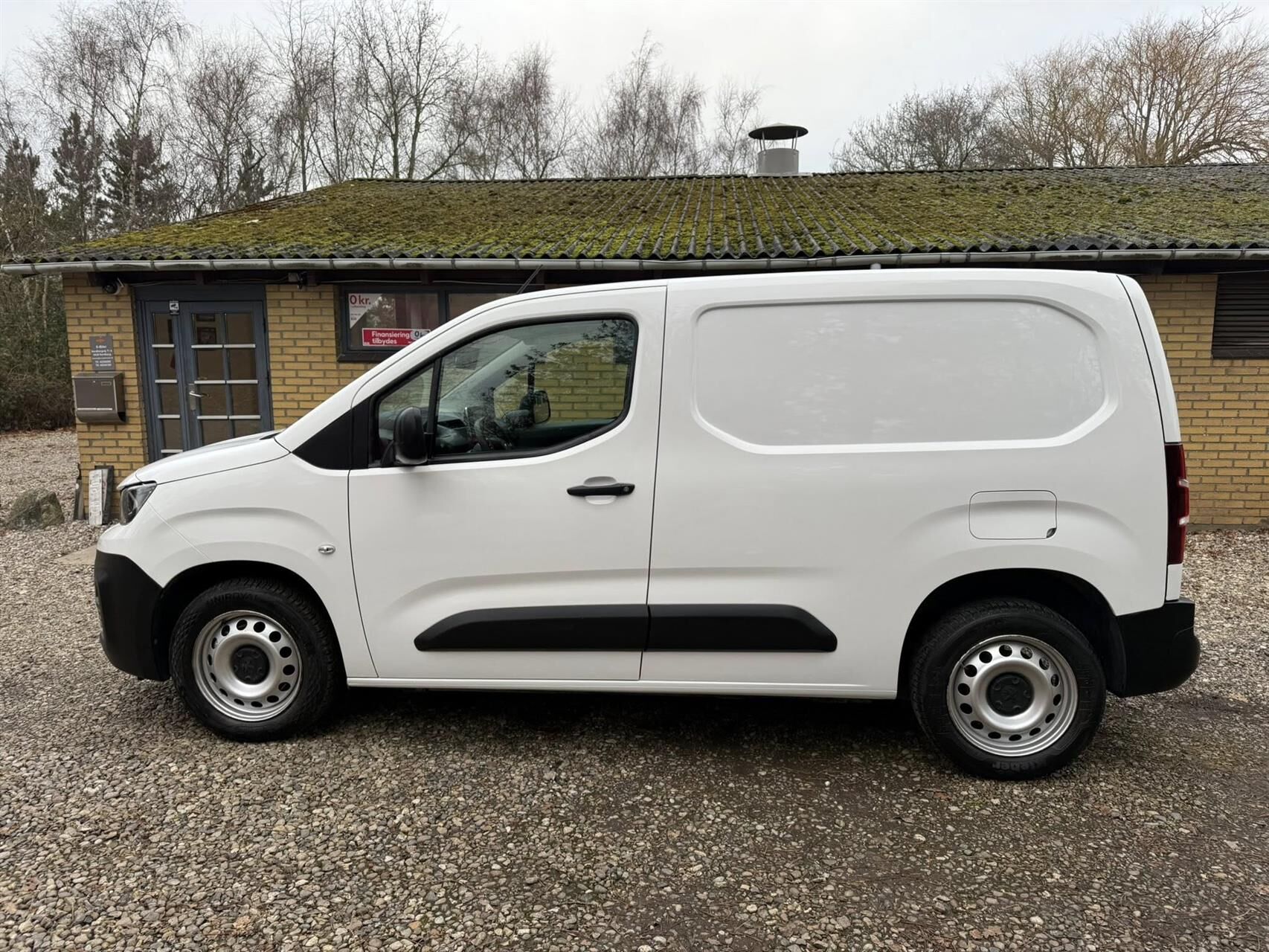 Billede af Peugeot Partner L1 V2 1,5 BlueHDi Ultimate Launch 100HK Van