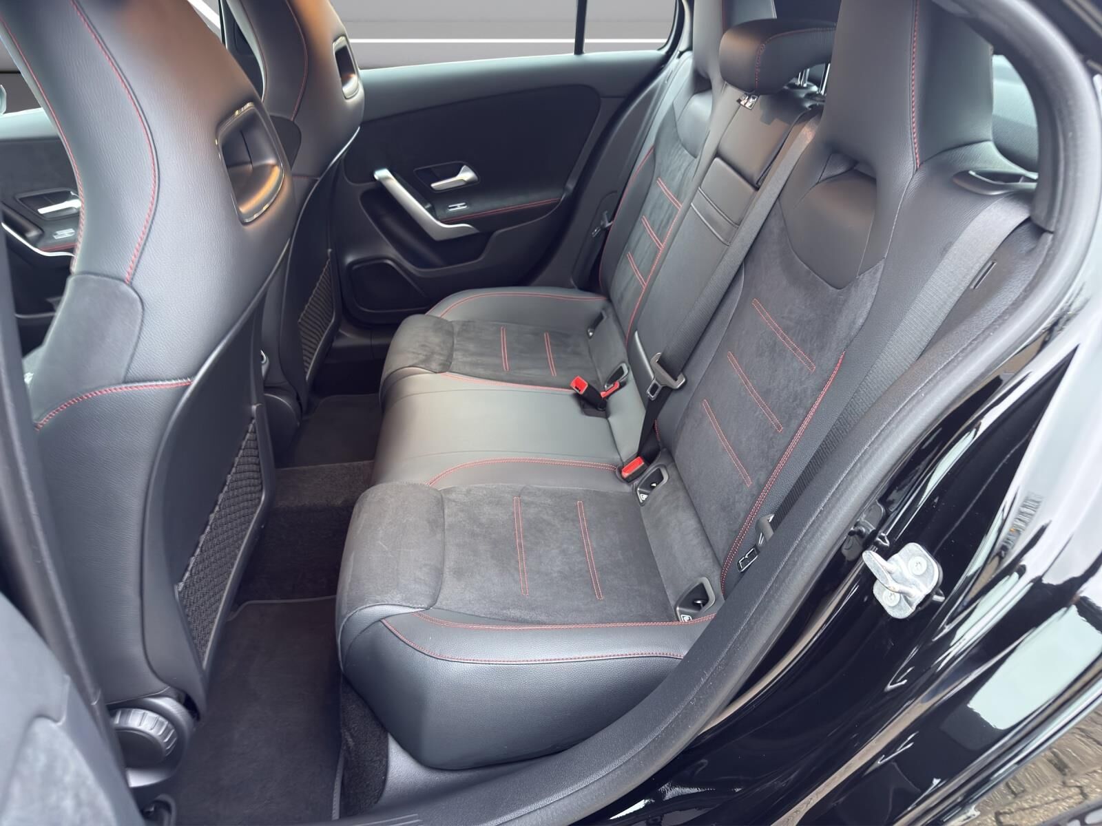 Billede af Mercedes-Benz A220 d 2,0 D 8G-DCT 190HK 5d 8g Aut.