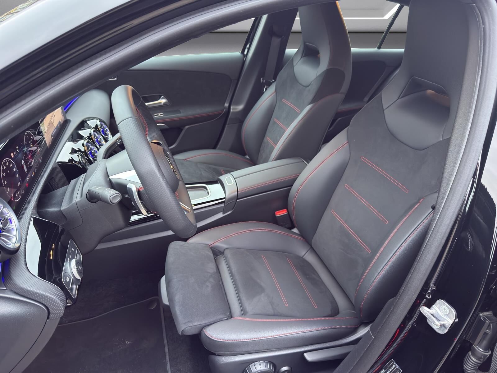 Billede af Mercedes-Benz A220 d 2,0 D 8G-DCT 190HK 5d 8g Aut.