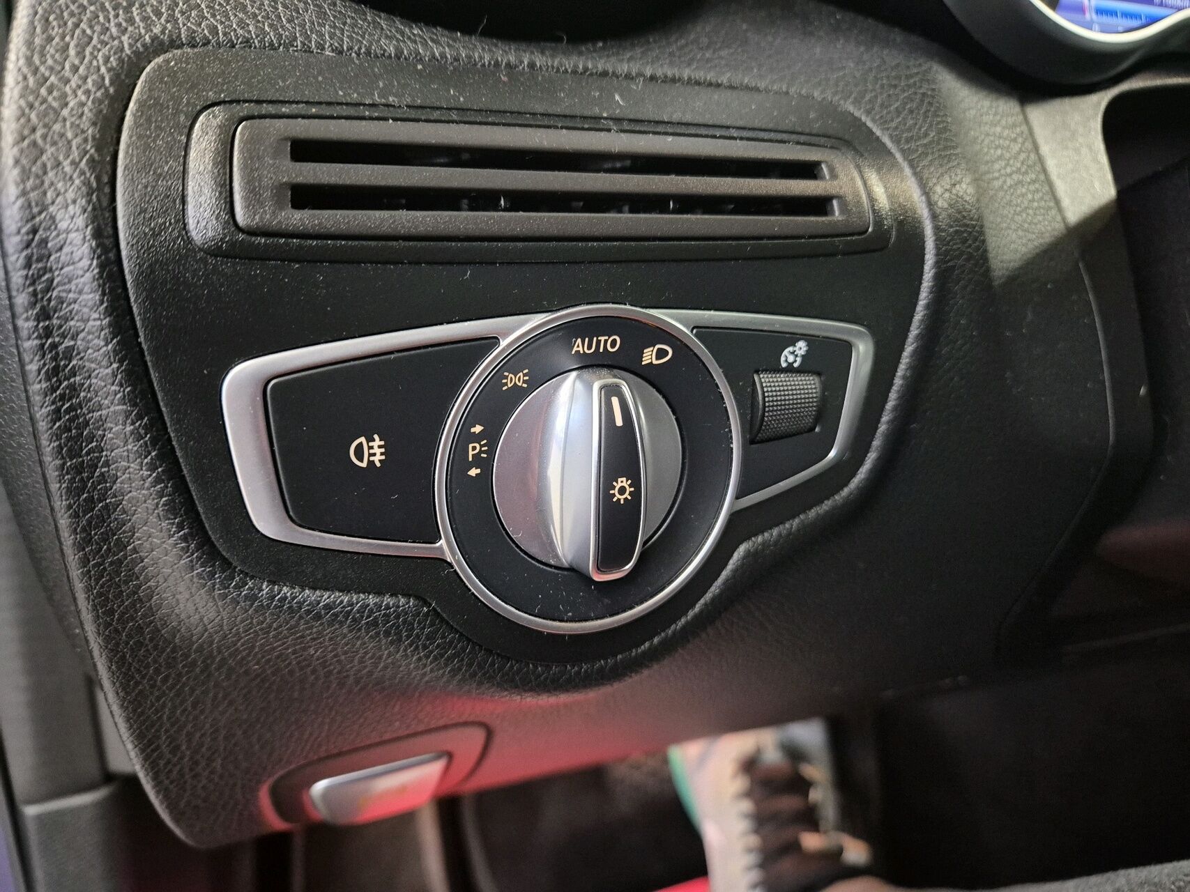 Billede af Mercedes-Benz C220 d T 2,1 D Progressive 9G-Tronic 170HK Stc Aut.