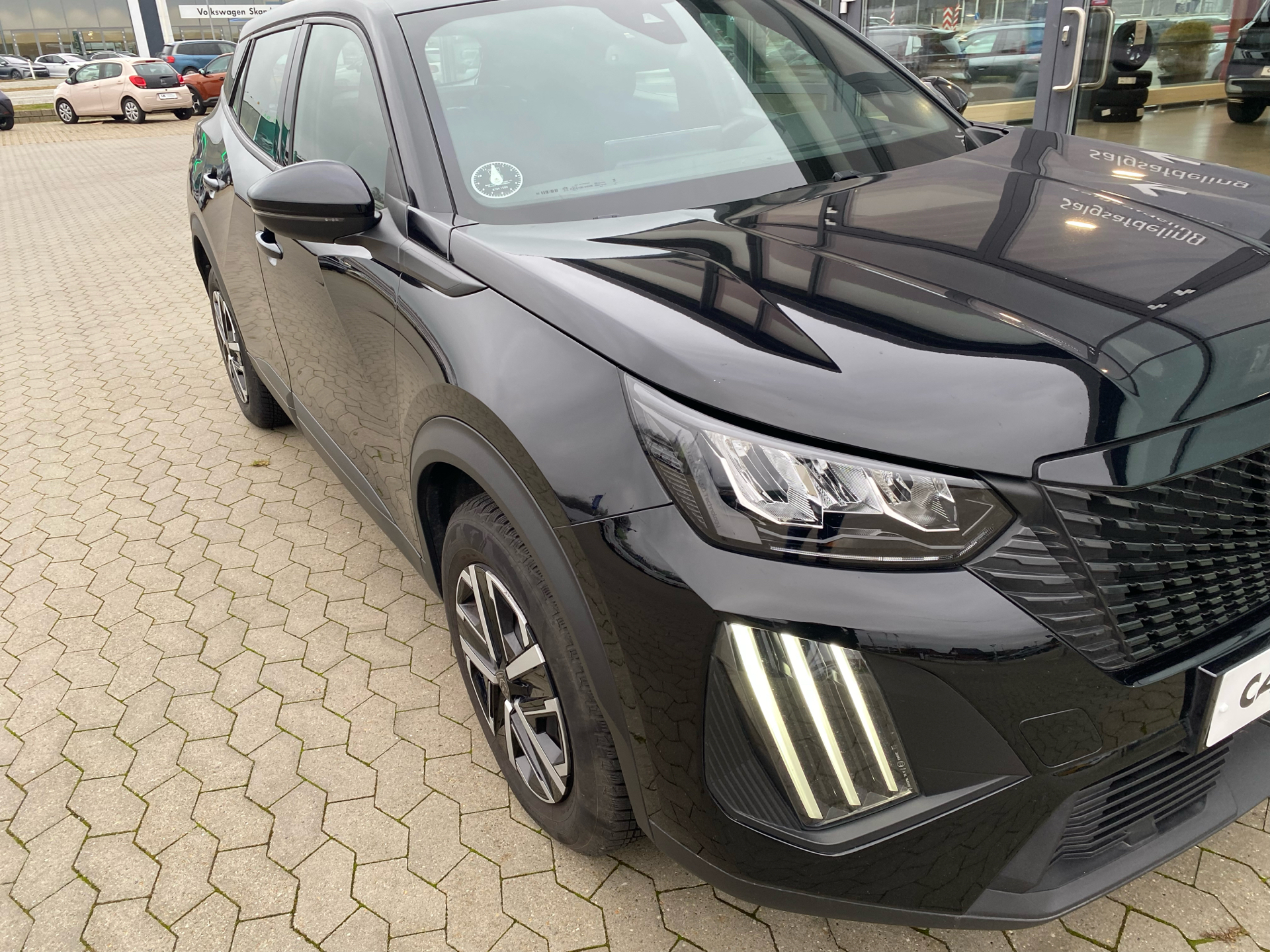 Billede af Peugeot 2008 1,2 PureTech Active+ 100HK 5d 6g