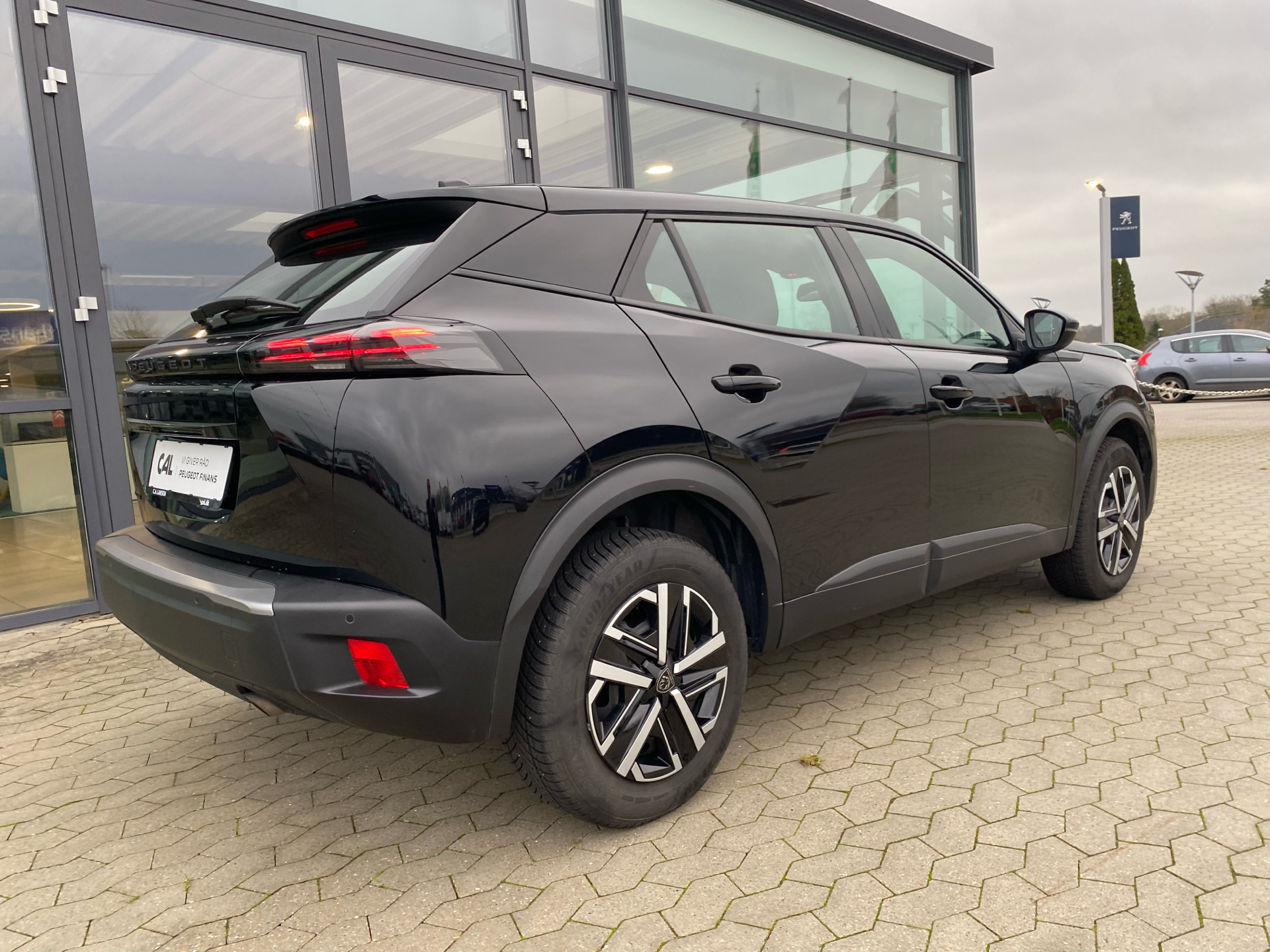 Billede af Peugeot 2008 1,2 PureTech Active+ 100HK 5d 6g