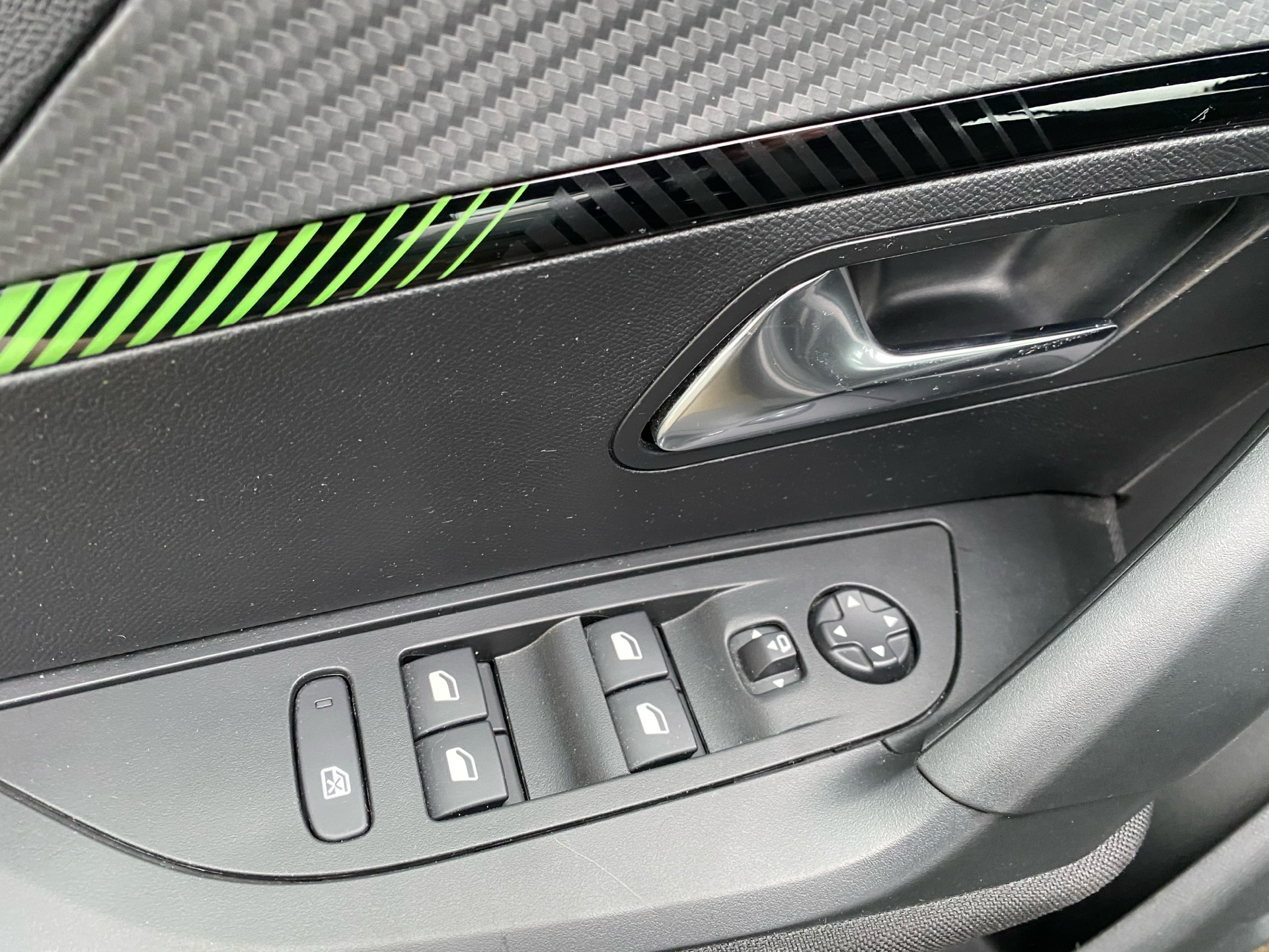 Billede af Peugeot 2008 1,2 PureTech Active+ 100HK 5d 6g