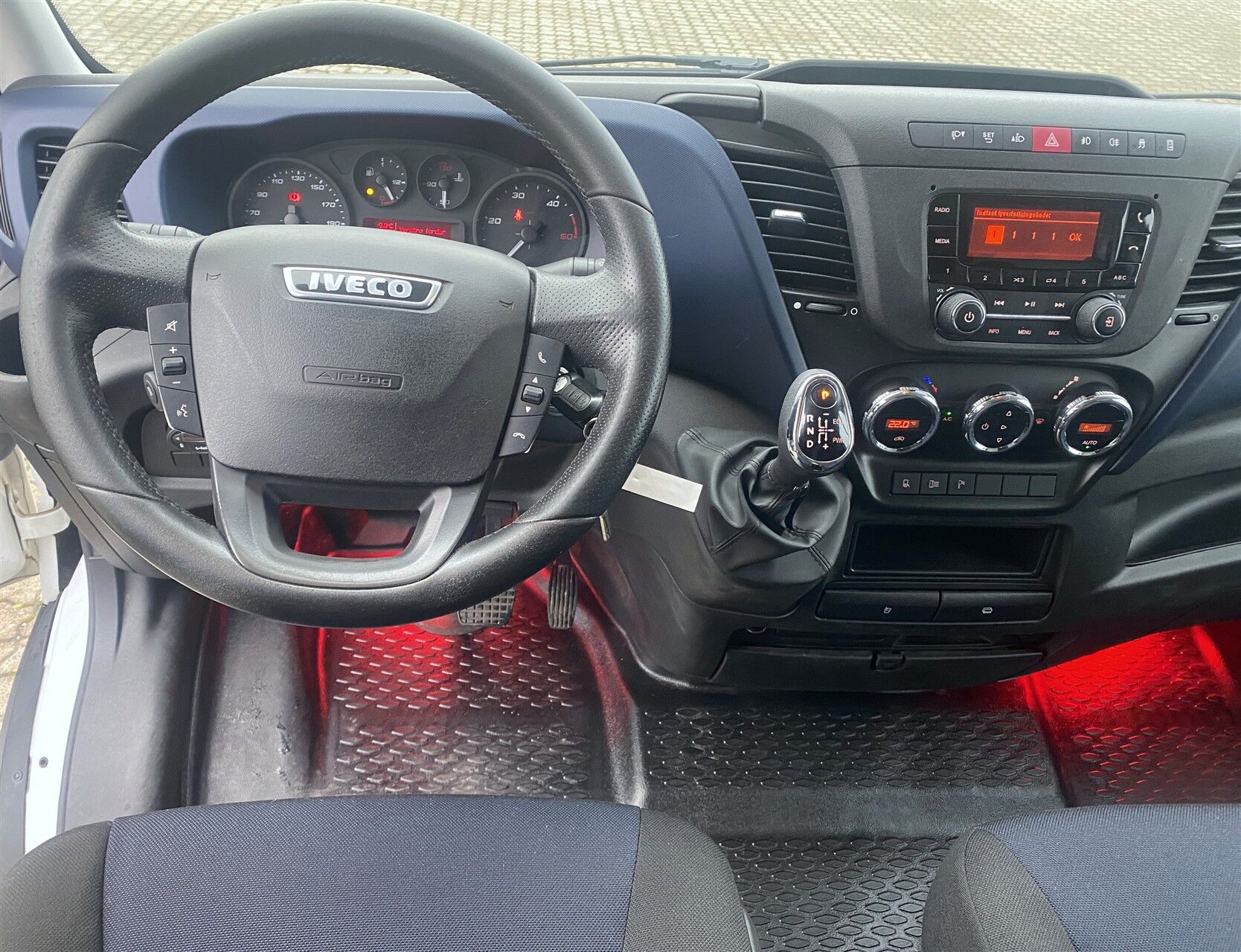 Billede af Iveco Daily 35C18 12m3 3,0 D 180HK Van 8g Aut.