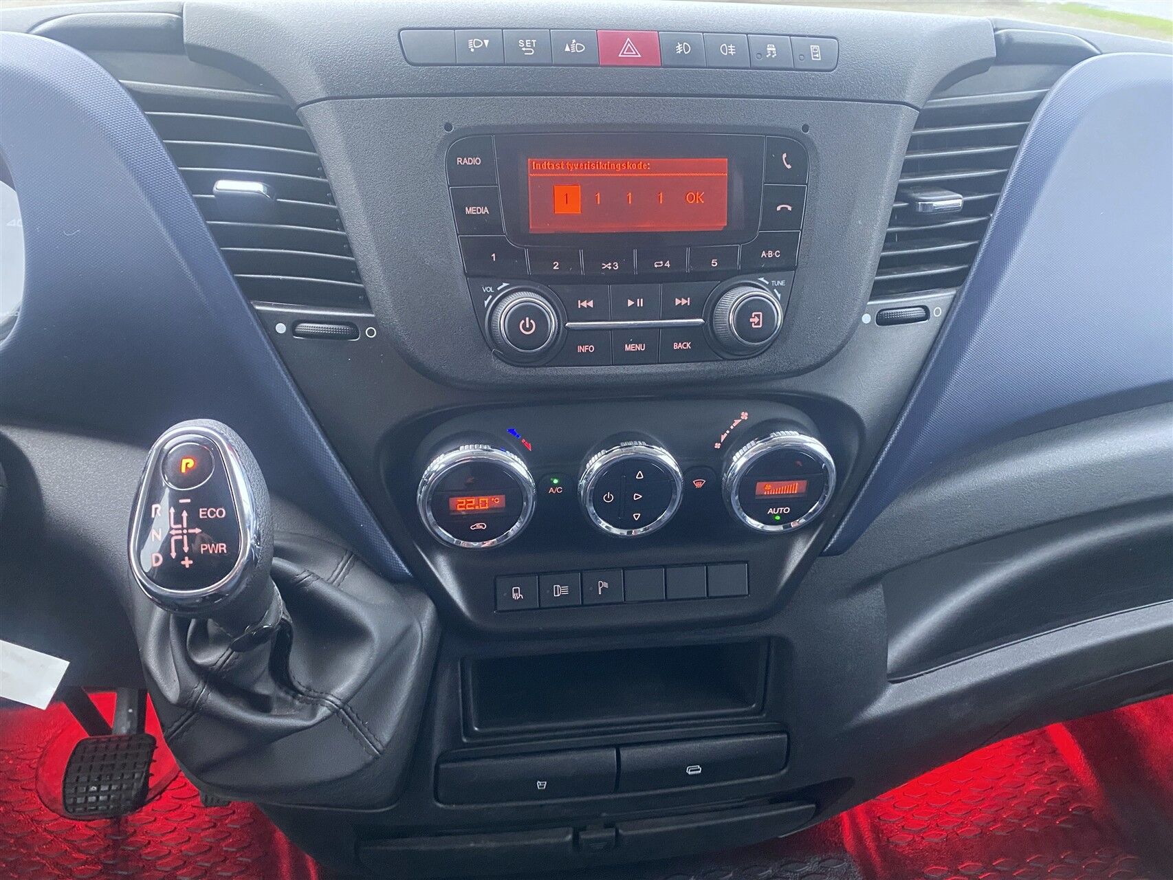 Billede af Iveco Daily 35C18 12m3 3,0 D 180HK Van 8g Aut.