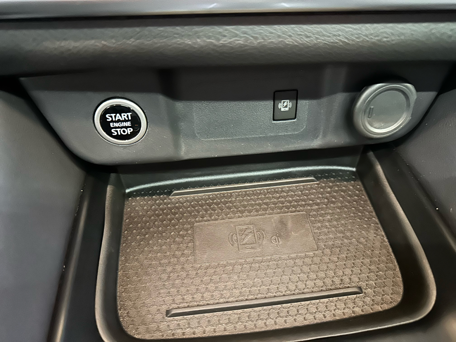 Billede af Nissan Qashqai 1,3 MHEV  Mild hybrid Tekna+ X-Tronic 158HK 5d 7g Aut.