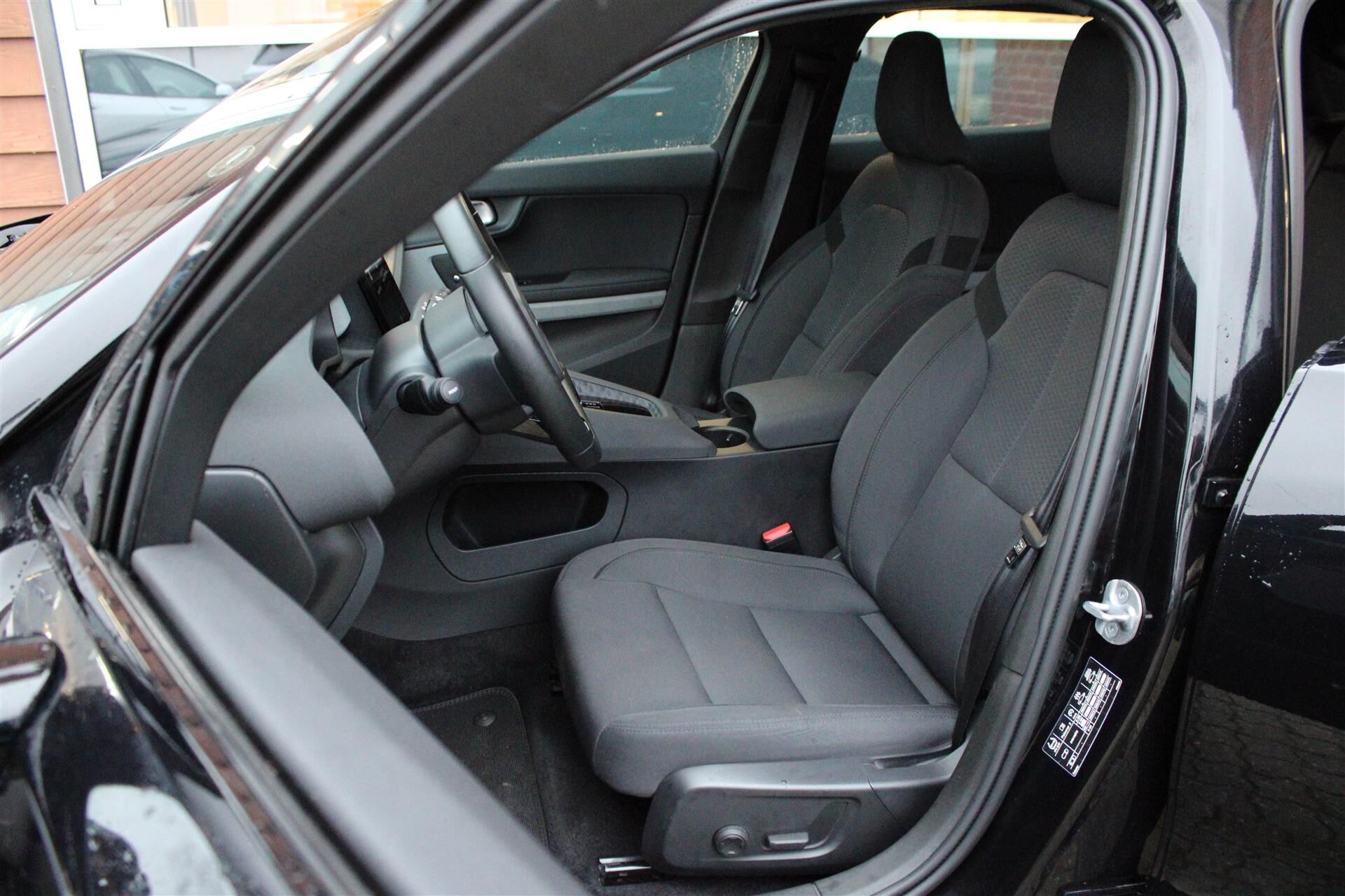 Billede af Polestar 2 EL Long range Single motor 299HK 5d Aut.