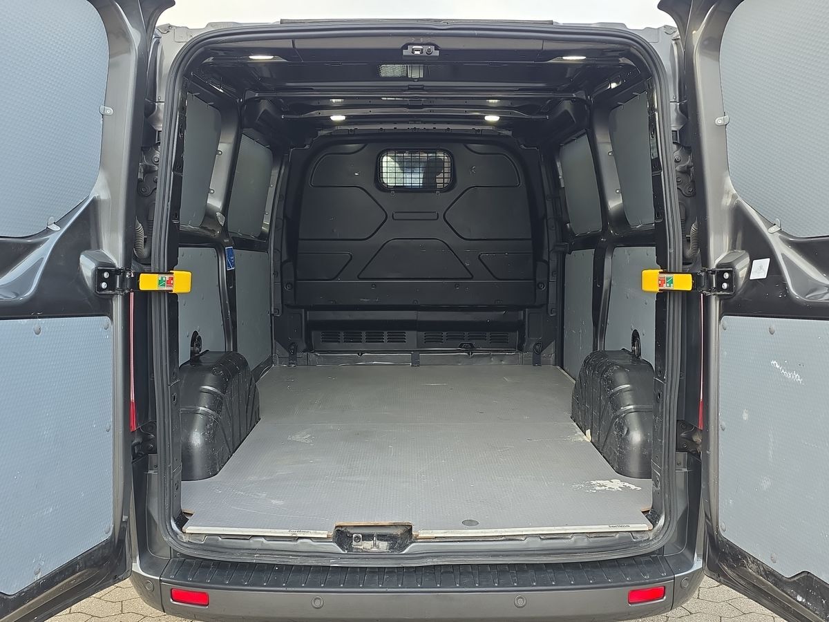 Billede af Ford Transit Custom 280 L1H1 2,0 TDCi Limited 170HK Van 6g Aut.
