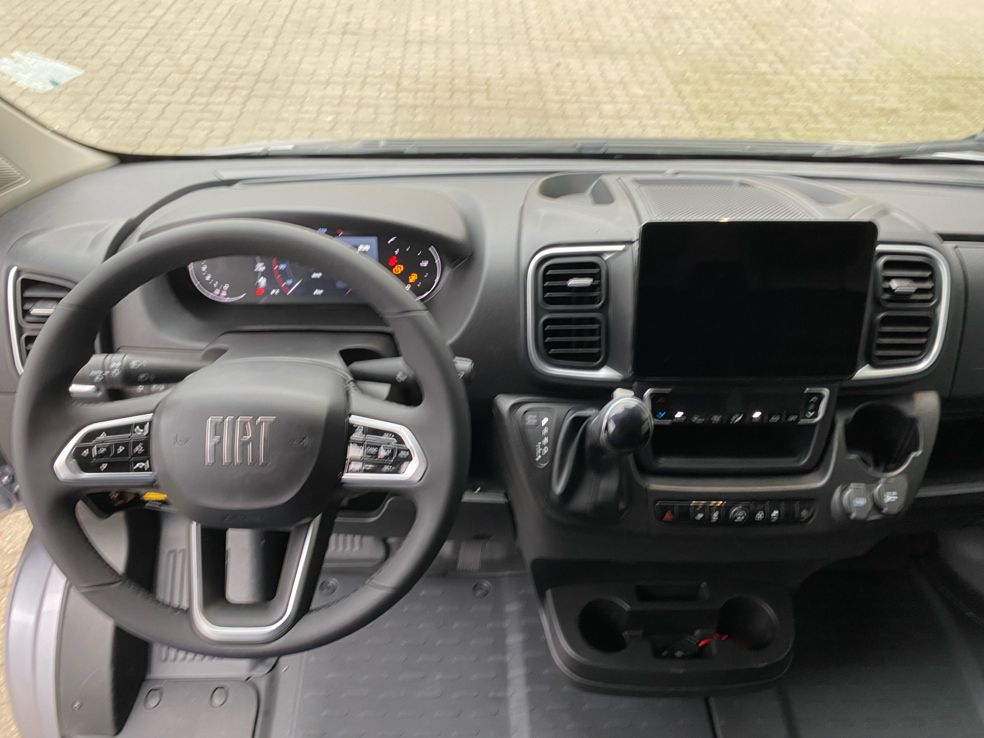 Billede af Fiat Ducato 35M L2H2 2,2 Multijet Pro+ 180HK Van 8g Aut.