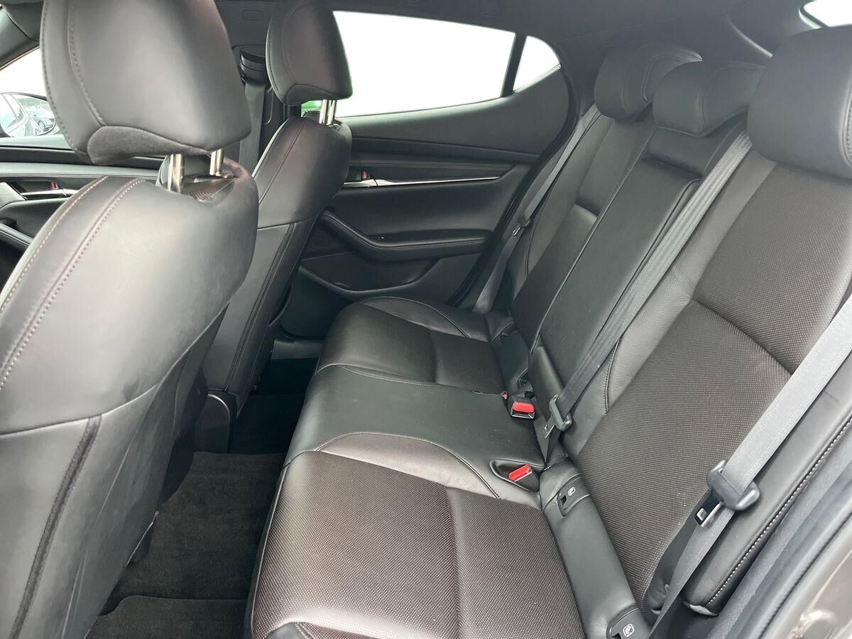 Billede af Mazda 3 2,0 Skyactiv-X  Mild hybrid Cosmo 180HK 5d 6g Aut.