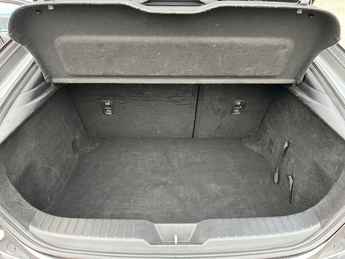 Billede af Mazda 3 2,0 Skyactiv-X  Mild hybrid Cosmo 180HK 5d 6g Aut.