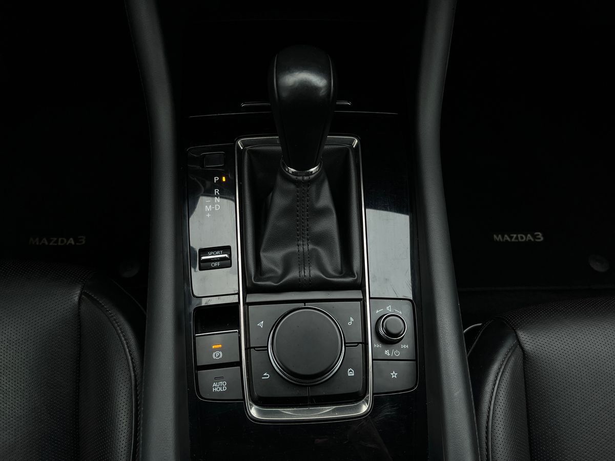 Billede af Mazda 3 2,0 Skyactiv-X  Mild hybrid Cosmo 180HK 5d 6g Aut.