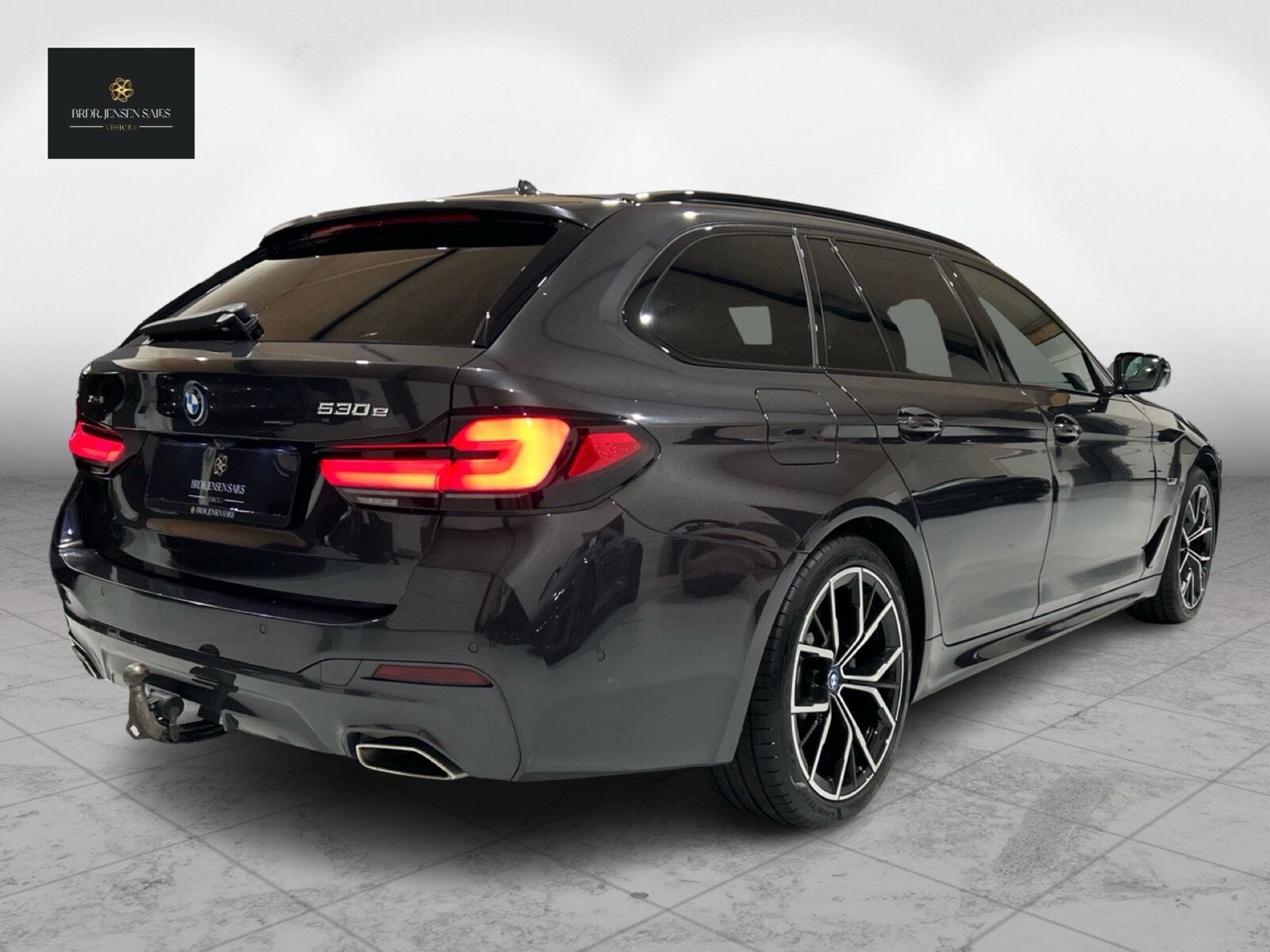 Billede af BMW 530e Touring 2,0 Plugin-hybrid M-Sport XDrive Steptronic 293HK Stc 8g Aut.