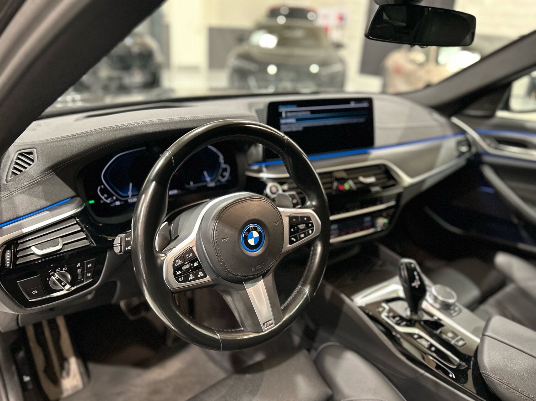 Billede af BMW 530e Touring 2,0 Plugin-hybrid M-Sport XDrive Steptronic 293HK Stc 8g Aut.