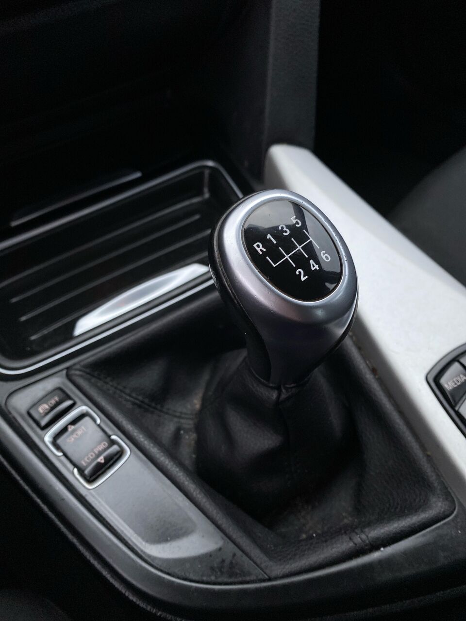 Billede af BMW 318d 2,0 D 143HK 6g