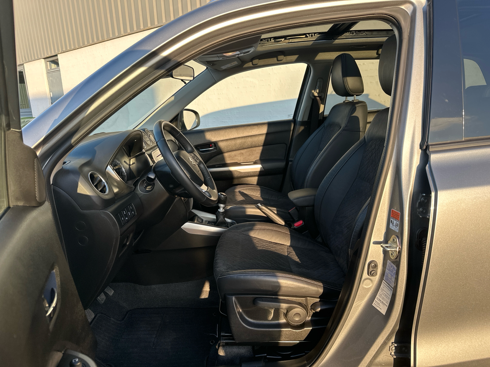 Billede af Suzuki Vitara 1,4 Boosterjet  Mild hybrid Adventure 129HK 5d 6g