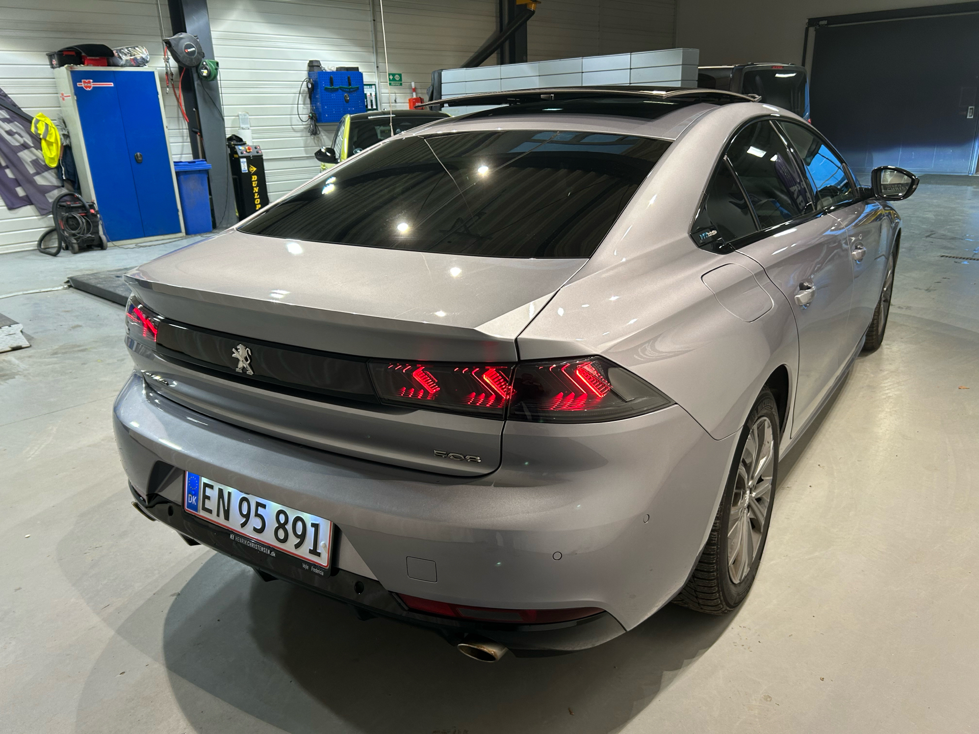 Billede af Peugeot 508 1,6 PureTech  Plugin-hybrid GT Sky EAT8 start/stop 225HK 8g Aut.