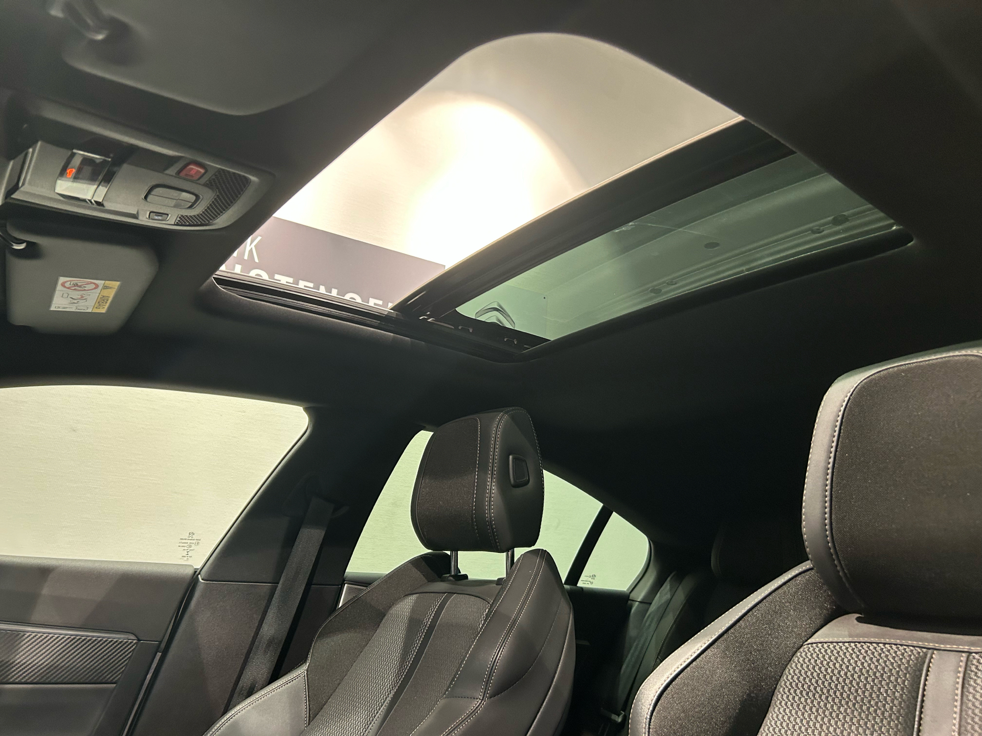 Billede af Peugeot 508 1,6 PureTech  Plugin-hybrid GT Sky EAT8 start/stop 225HK 8g Aut.