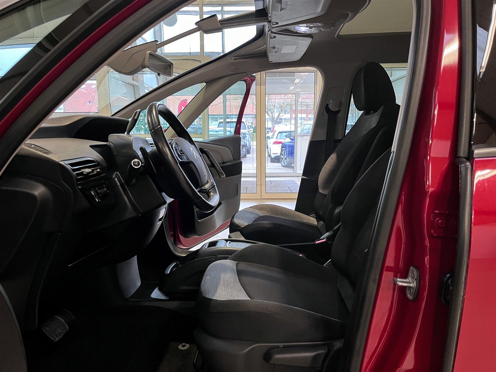 Billede af Citroën Grand C4 Picasso 2,0 Blue HDi Intensive+ EAT6 start/stop 150HK 6g Aut.