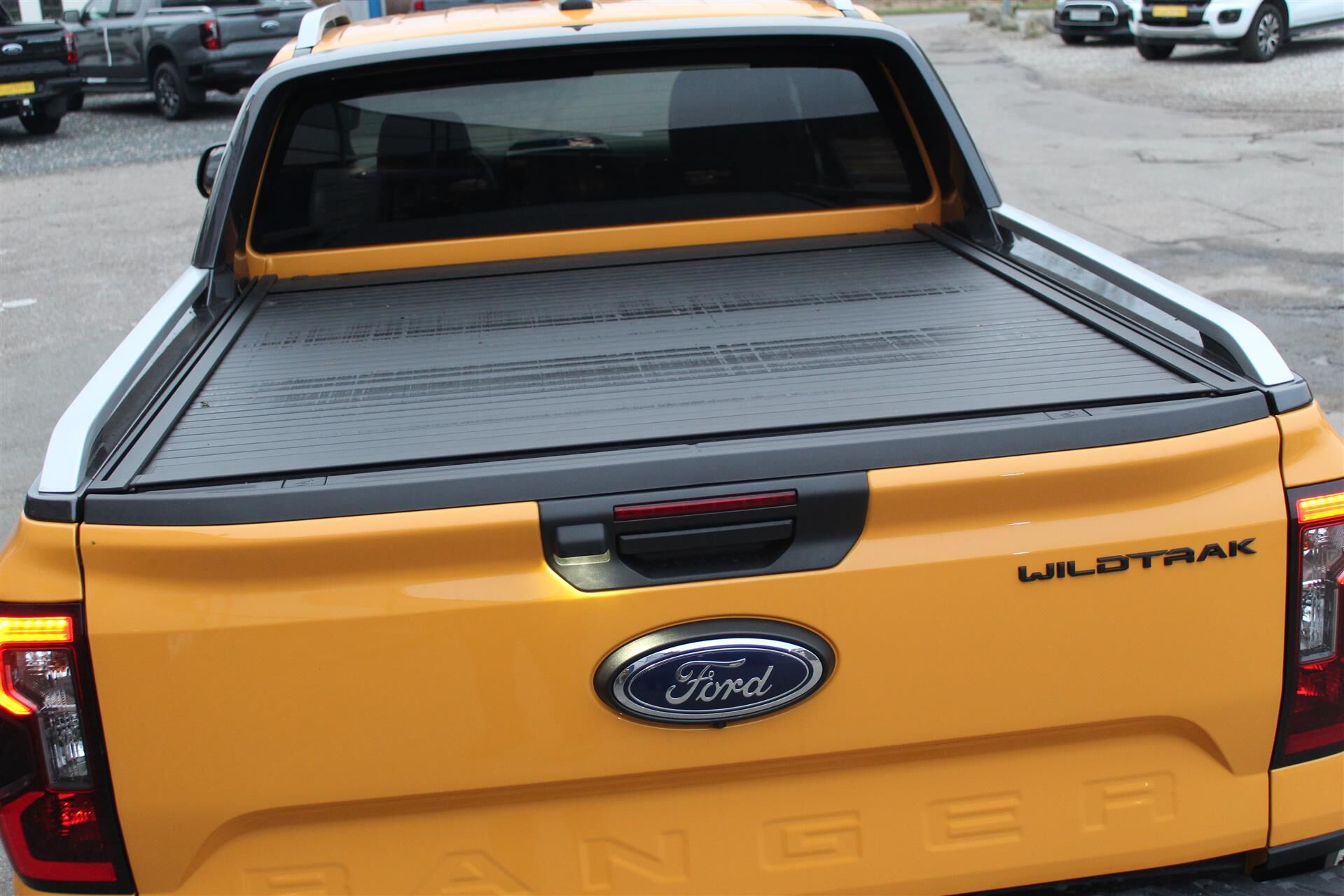 Billede af Ford Ranger Double Cab 2,3 EcoBoost Hybrid Wildtrak e-4WD 281HK Pick-Up 10g Aut.