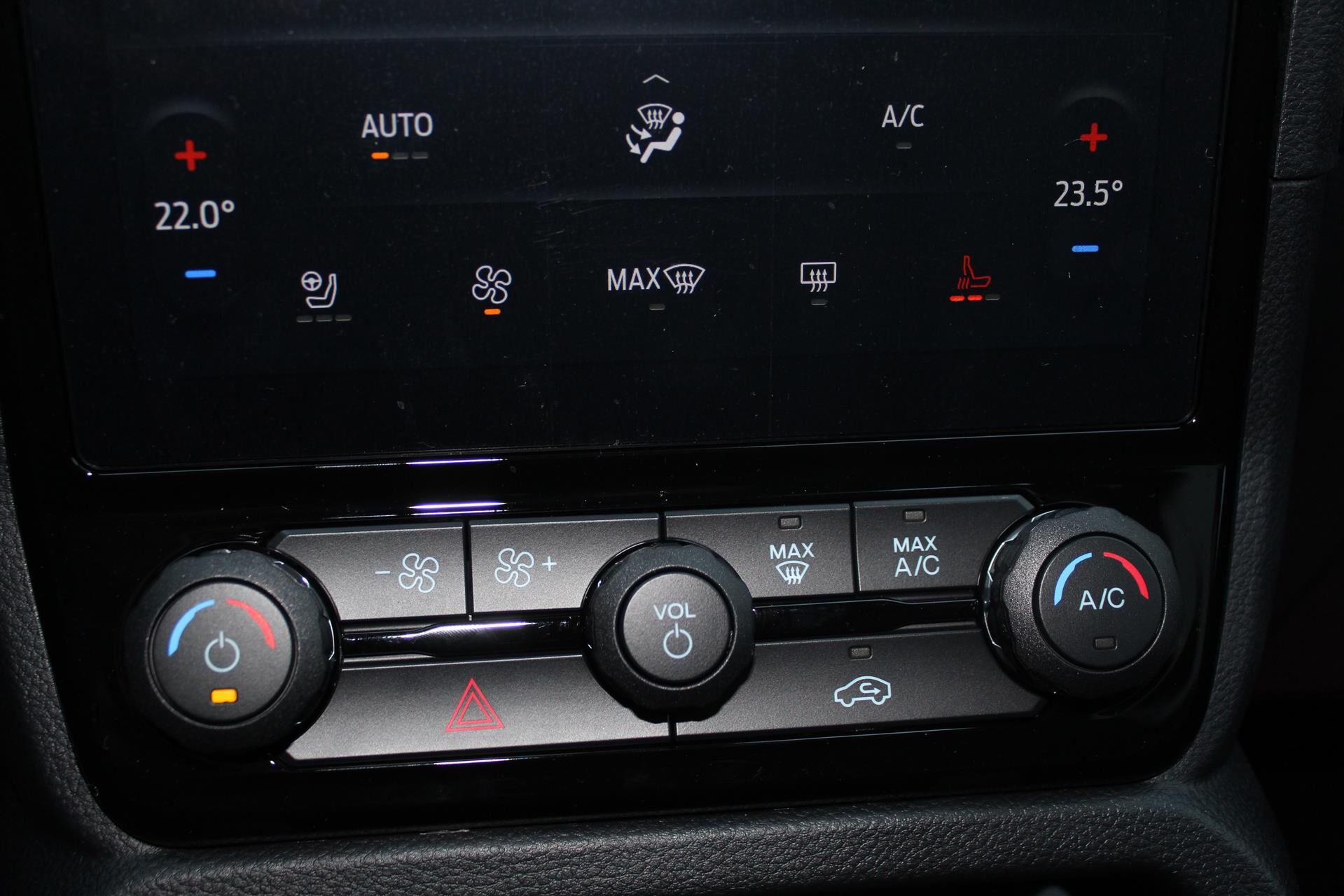 Billede af Ford Ranger Double Cab 2,3 EcoBoost Hybrid Wildtrak e-4WD 281HK Pick-Up 10g Aut.