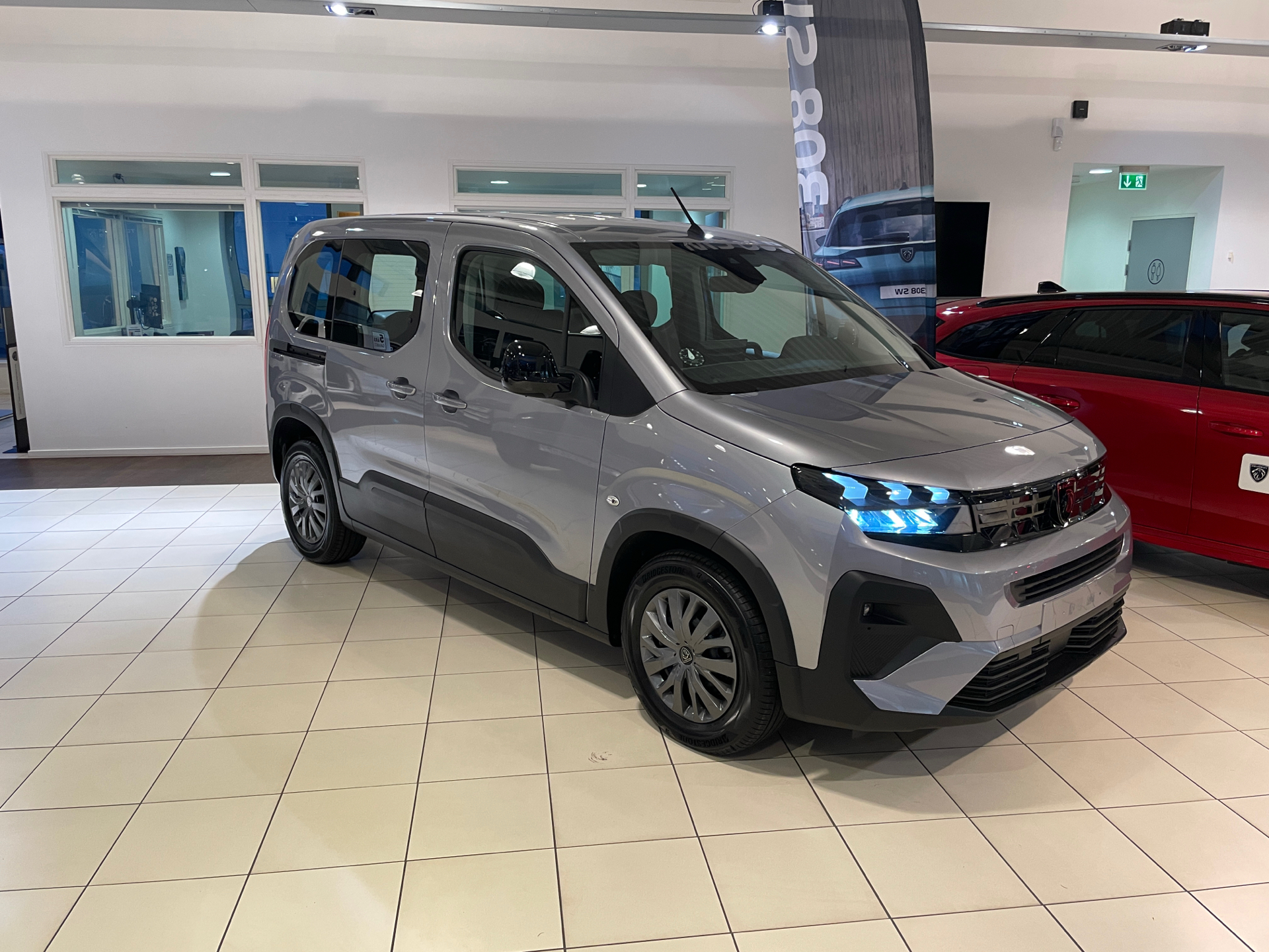 Billede af Peugeot e-Rifter L1 EL Allure 156HK Aut.