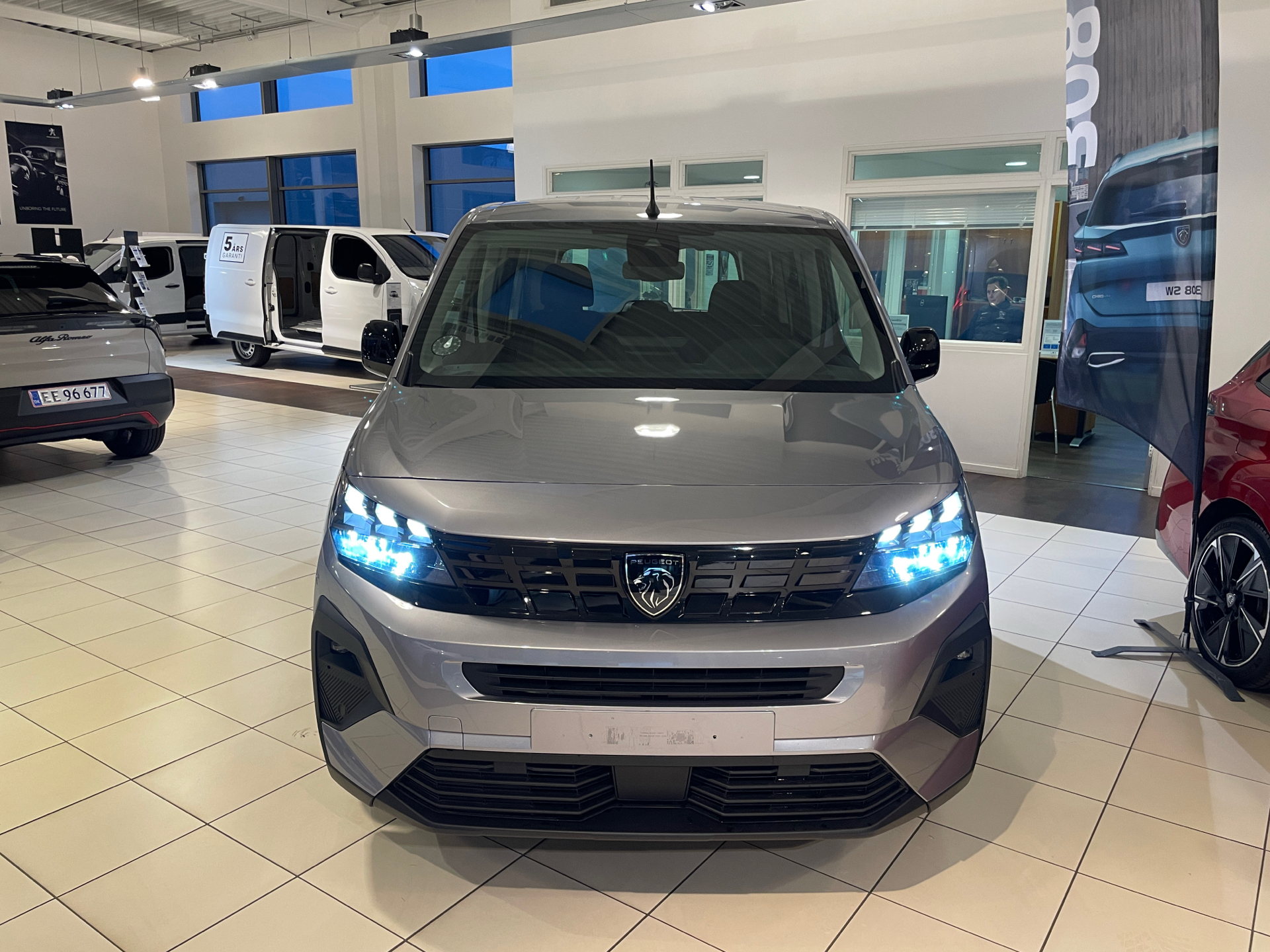 Billede af Peugeot e-Rifter L1 EL Allure 156HK Aut.