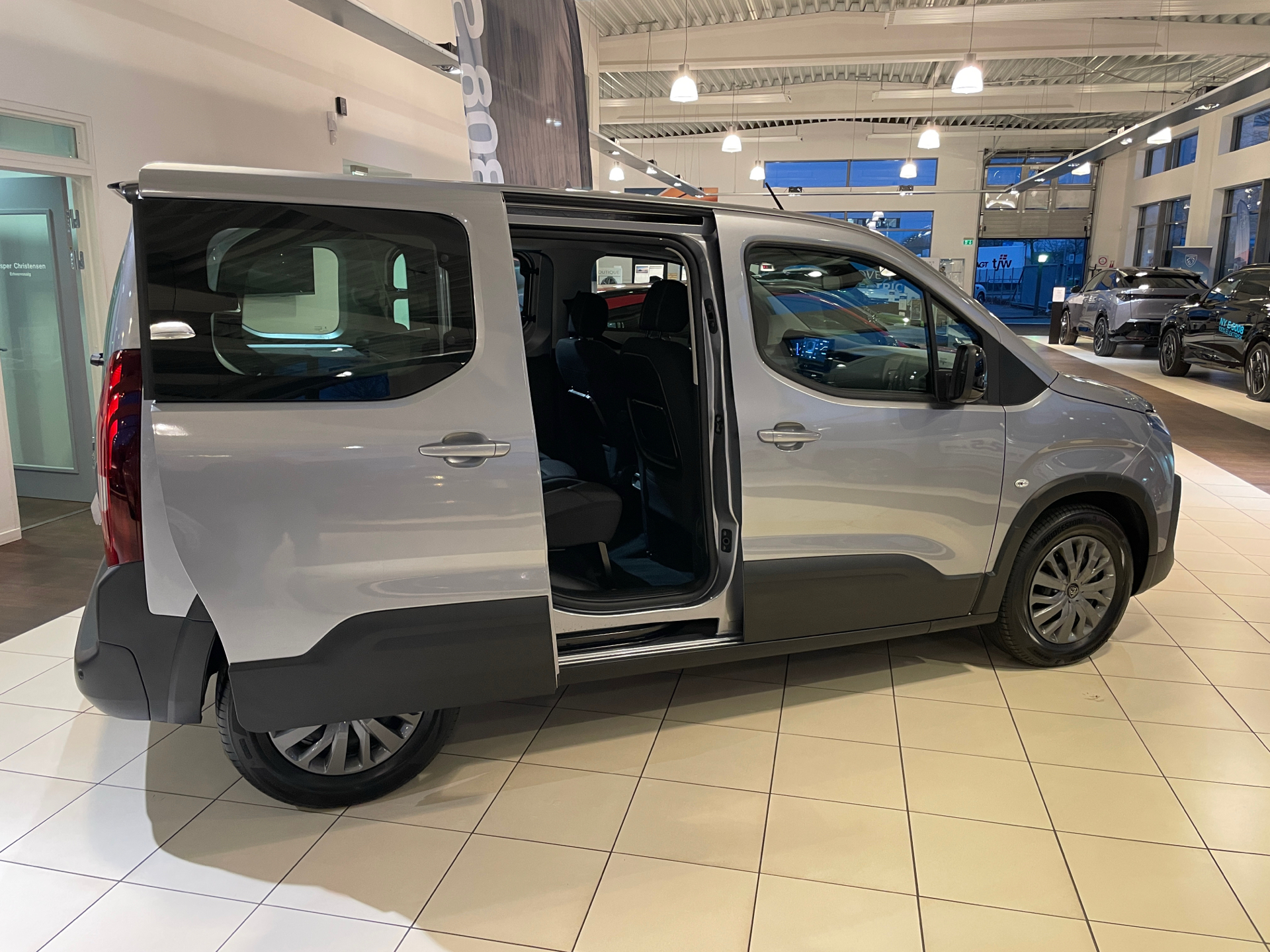 Billede af Peugeot e-Rifter L1 EL Allure 156HK Aut.