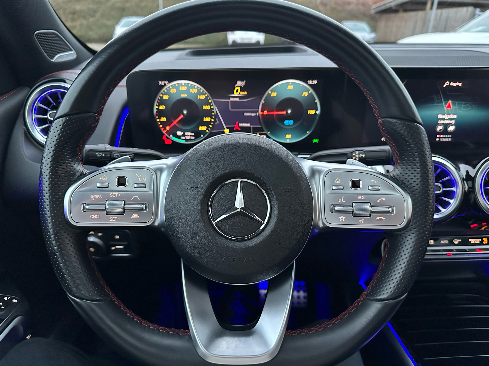 Billede af Mercedes-Benz EQB 350 7 pers. EL AMG Premium Plus 4Matic 292HK 5d Aut. 