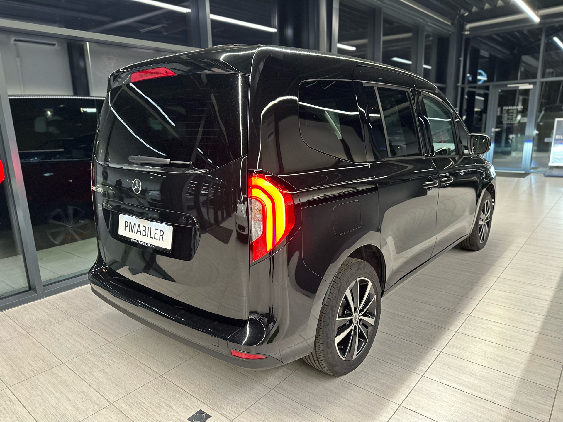 Billede af Mercedes-Benz EQT 200 EL 122HK Aut.